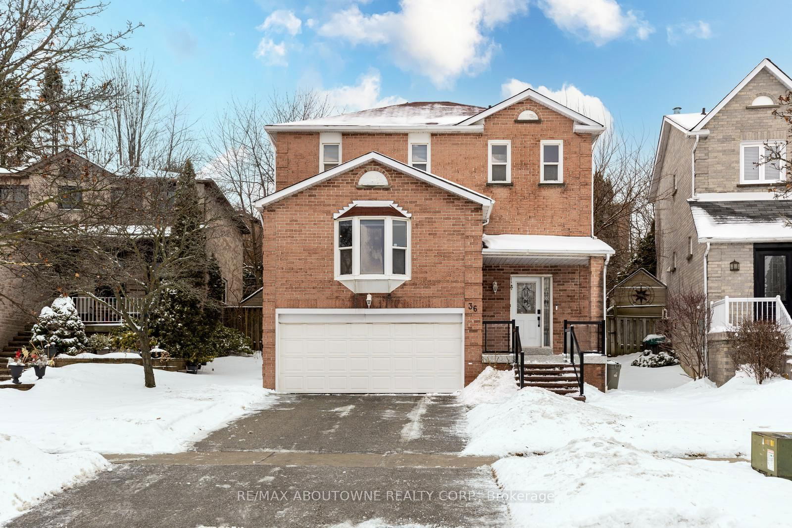 Detached House sold at 36 Gardiner Drive, Ajax, Central, L1S 5Y3 - MLS: E11962500