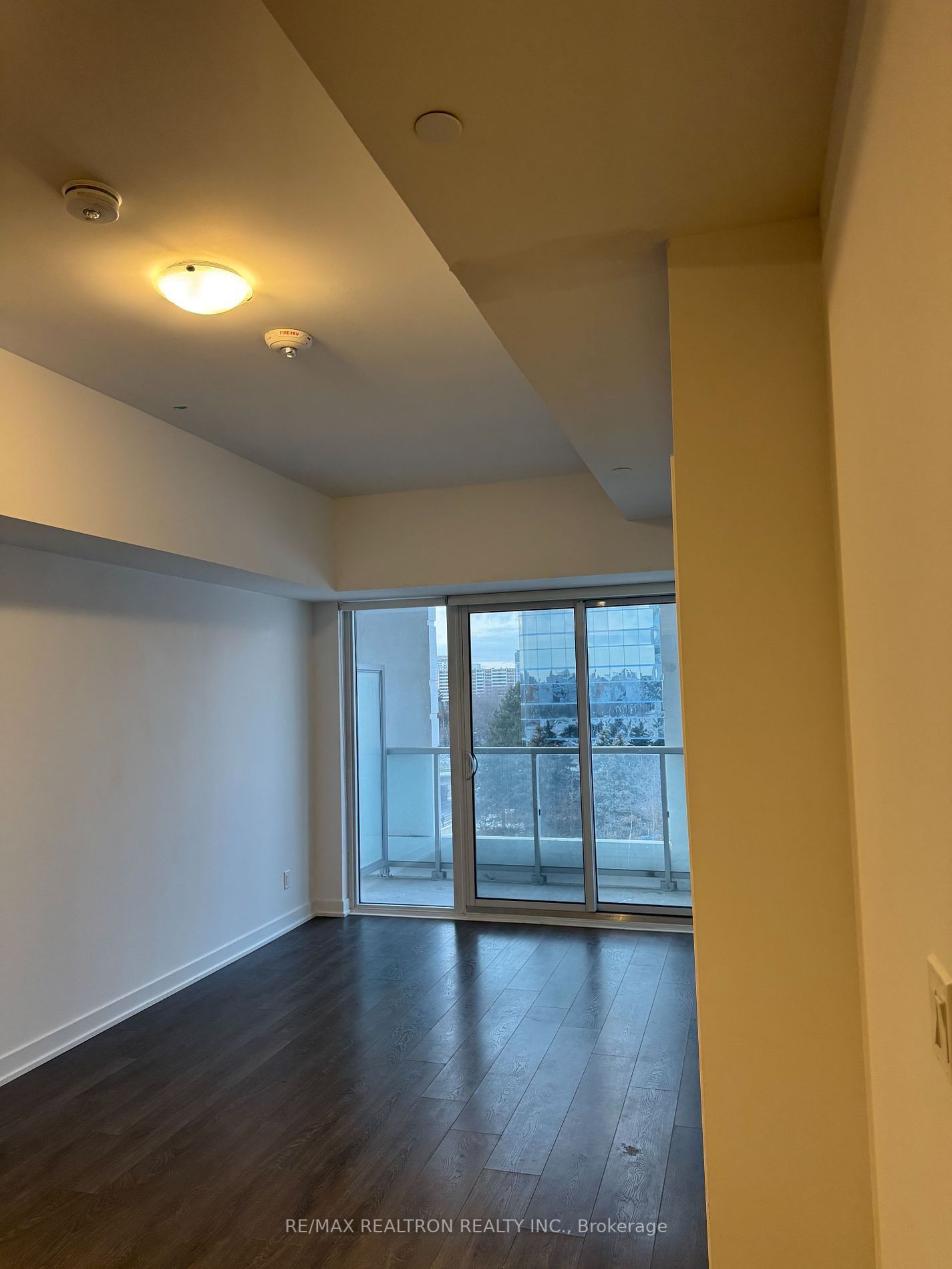 Condo leased at 705-2033 Kennedy Road, Toronto, Agincourt South-Malvern West, M1T 0B8 - MLS: E11962717