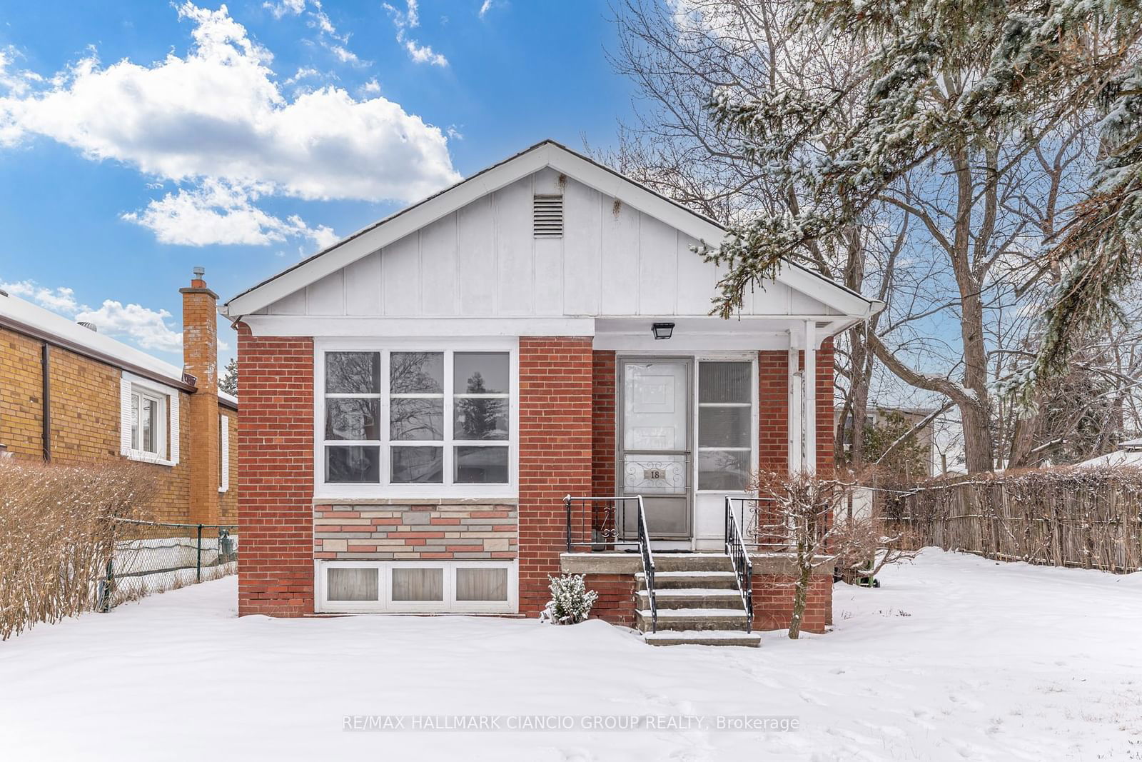 Detached House sold at 18 Castille Avenue, Toronto, Wexford-Maryvale, M1R 2C1 - MLS: E11962855