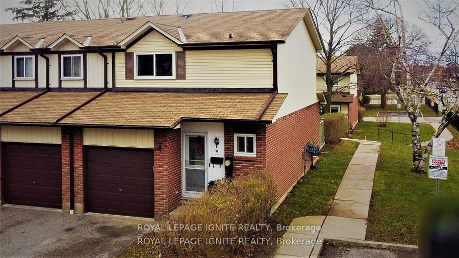 Townhouse for sale at 17-31 Parker Crescent, Ajax, South West, L1S 3R4 - MLS: E11963159