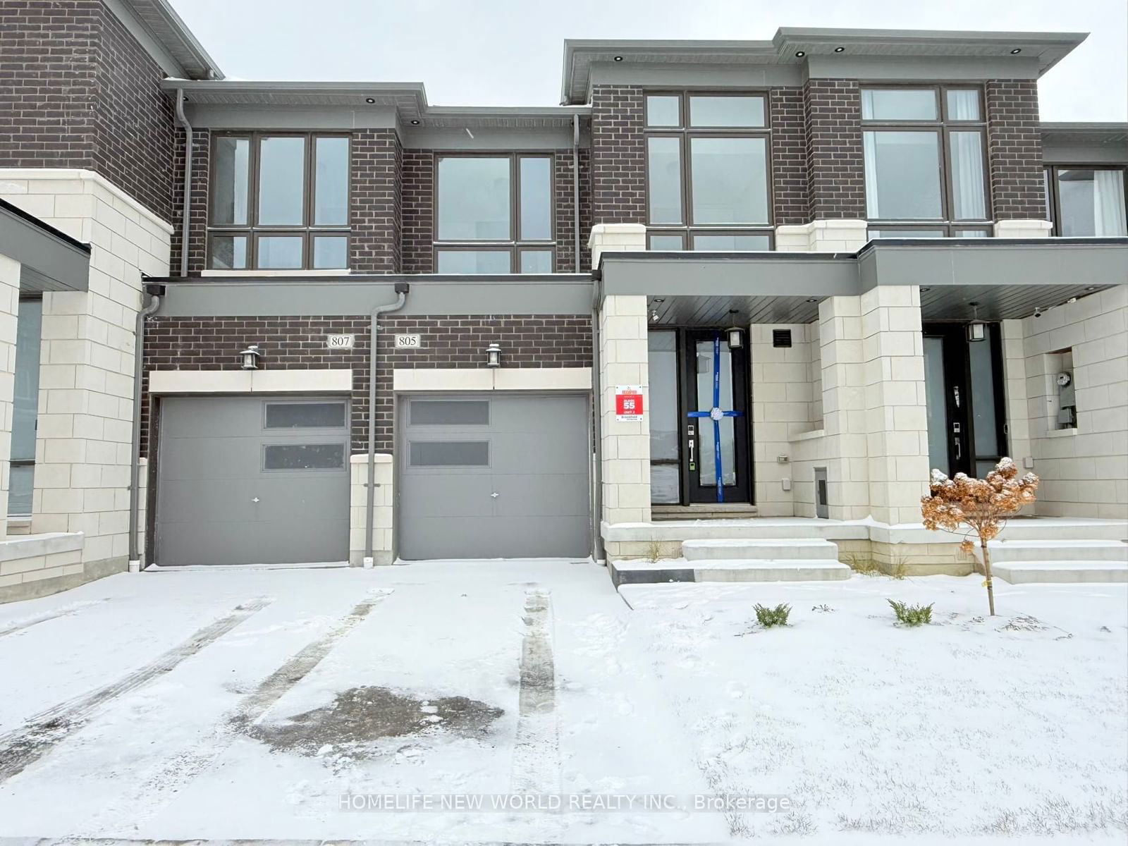 Townhouse for lease at 805 Smoothwater Lane, Pickering, Rural Pickering, L1X 0R6 - MLS: E11963740