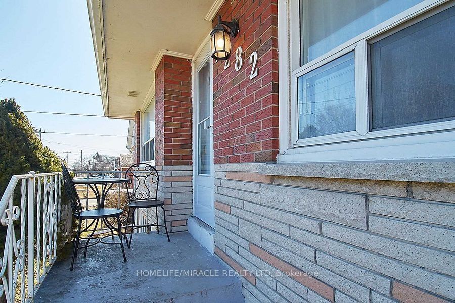 Detached House for lease at 1282 Simcoe Street, Oshawa, Lakeview, L1H 3Z7 - MLS: E11963969