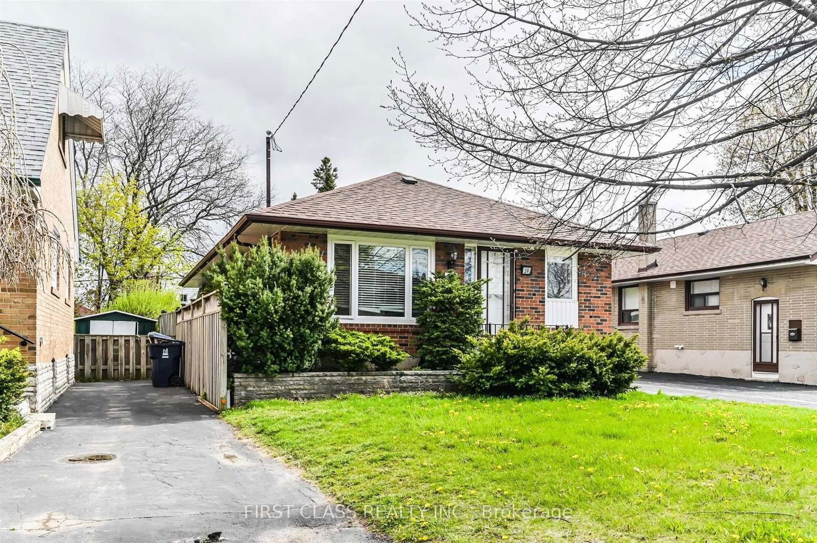 Detached House for sale at 39 Joanna Drive, Toronto, Wexford-Maryvale, M1R 4H9 - MLS: E11964024