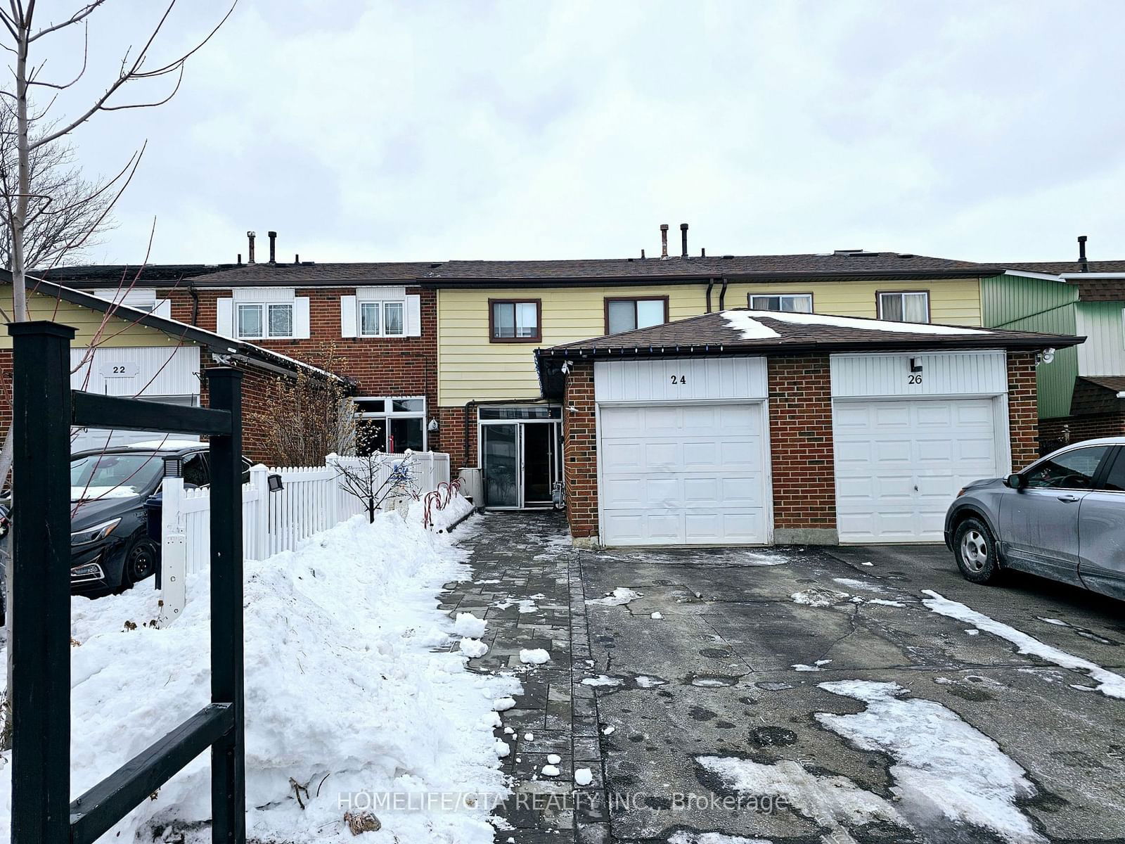 Townhouse for sale at 24 Bradstone Square, Toronto, Malvern, M1B 1W2 - MLS: E11964237