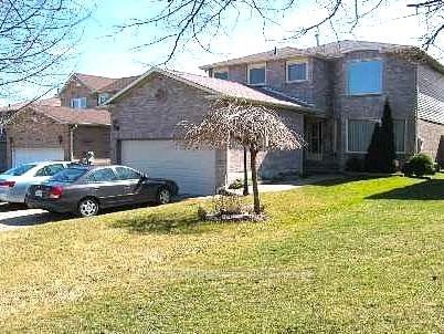 Detached House for lease at Main-1611 Mcbrady Crescent, Pickering, Brock Ridge, L1X 2B7 - MLS: E11964445