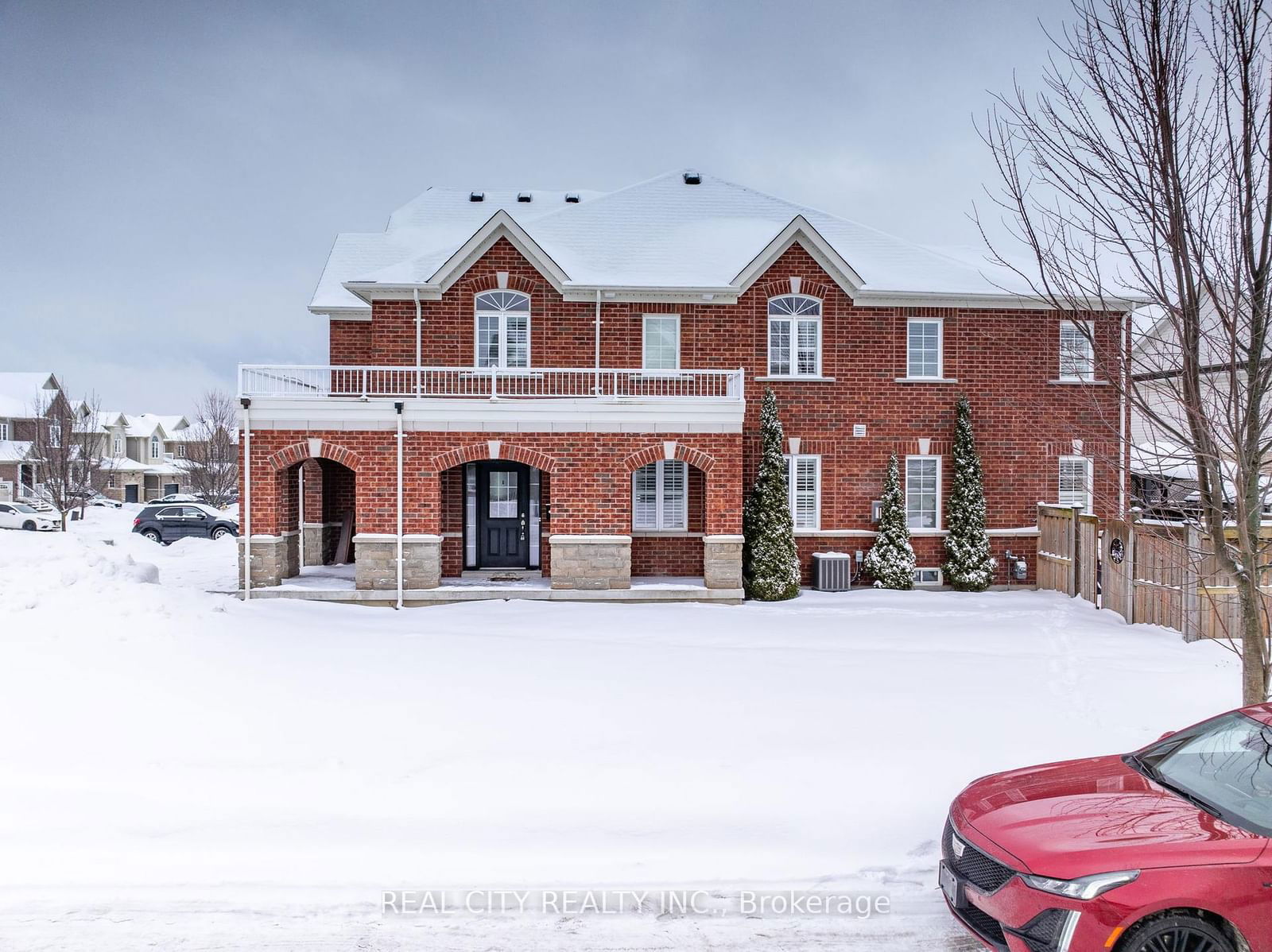 Townhouse sold at 74 Westover Drive, Clarington, Bowmanville, L1C 0M6 - MLS: E11964485