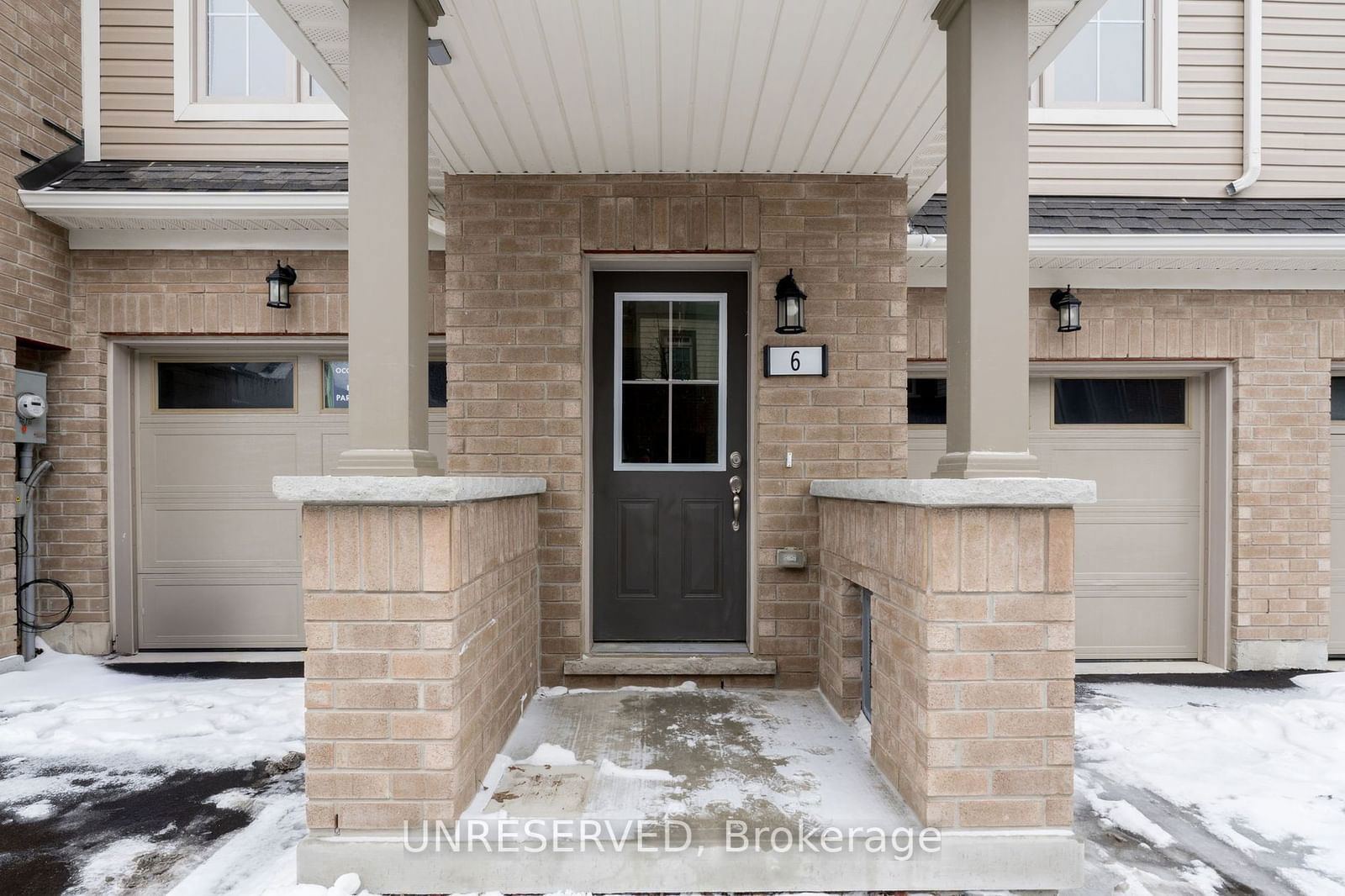 Townhouse for sale at 6 Malone Lane, Clarington, Courtice, L1E 0H8 - MLS: E11964622