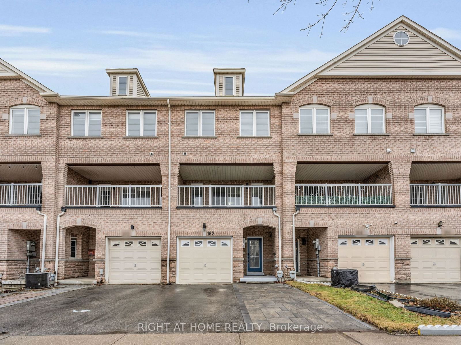 Townhouse for lease at 162 Bayly Street, Ajax, South West, L1S 0C3 - MLS: E11964700