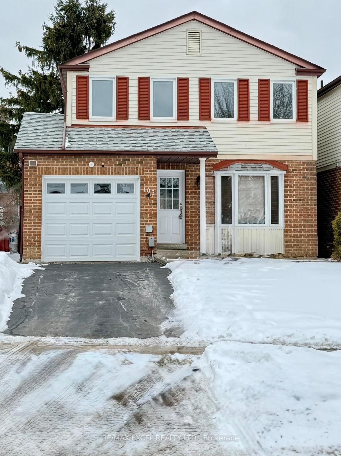 Detached House for sale at 103 Fawndale Crescent, Toronto, Steeles, M1W 2X3 - MLS: E11965330