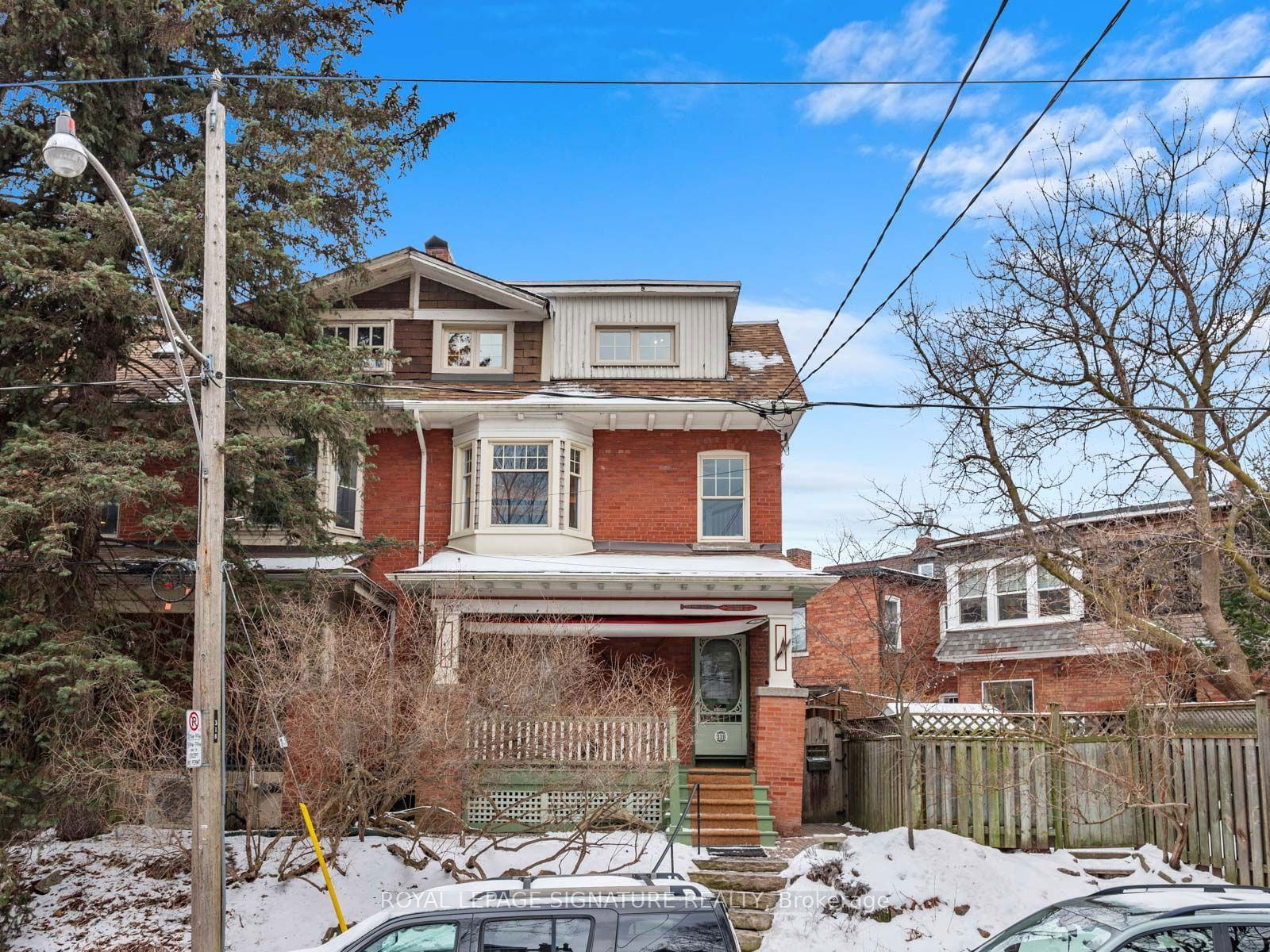 Semi-Detached House sold at 318 Willow Avenue, Toronto, The Beaches, M4E 3K7 - MLS: E11965687