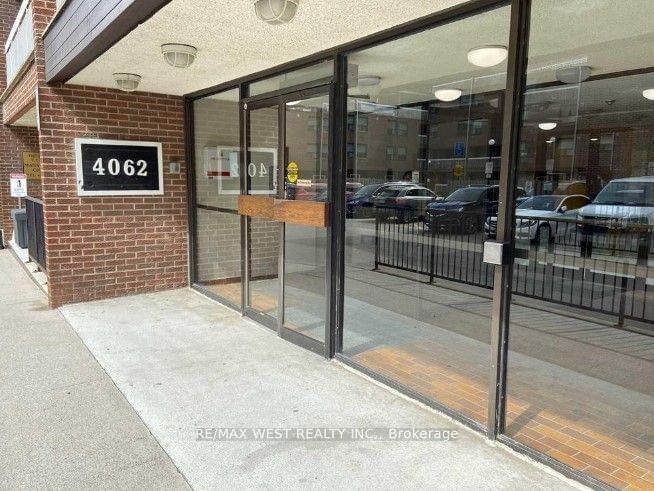 Condo sold at 306-4062 Lawrence Avenue, Toronto, West Hill, M1E 4V5 - MLS: E11965963