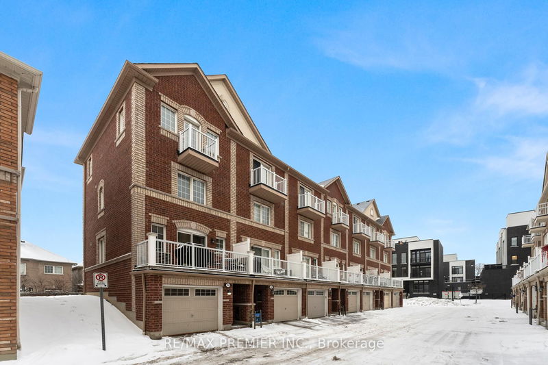 home for sale on 14 Cooperage Lane