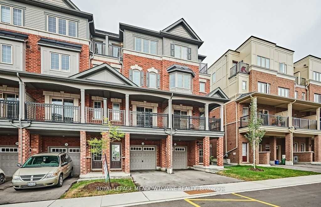 Townhouse for lease at 2384 Chevron Prince Path, Oshawa, Windfields, L1L 0K8 - MLS: E11966380