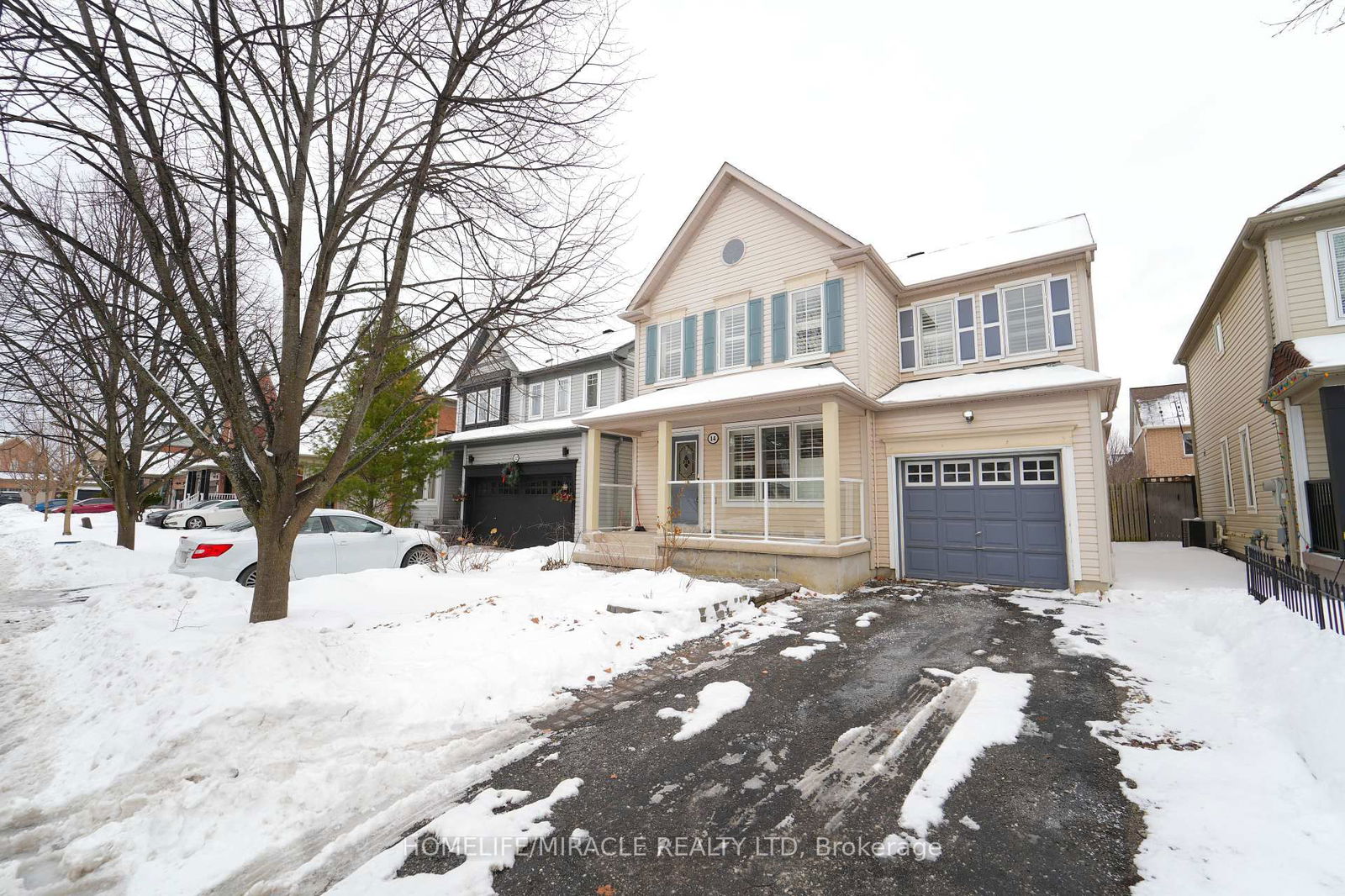 Property at 14 Tiller