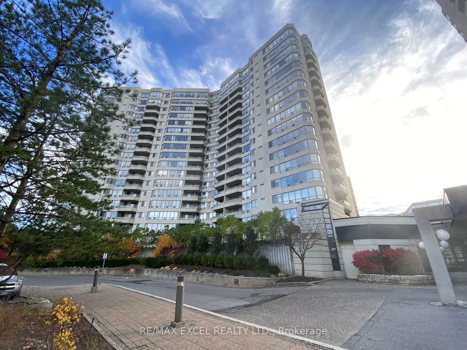 Building at 150 Alton Towers Circle, Toronto, Milliken