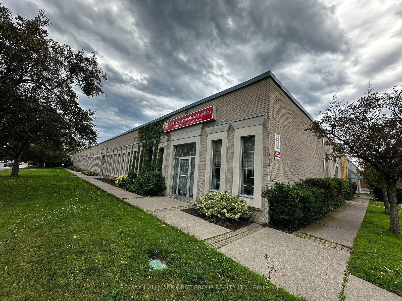 Office for lease at #1,2,3&5-126 Commercial Avenue, Ajax, South West, L1S 2H5 - MLS: E11966600