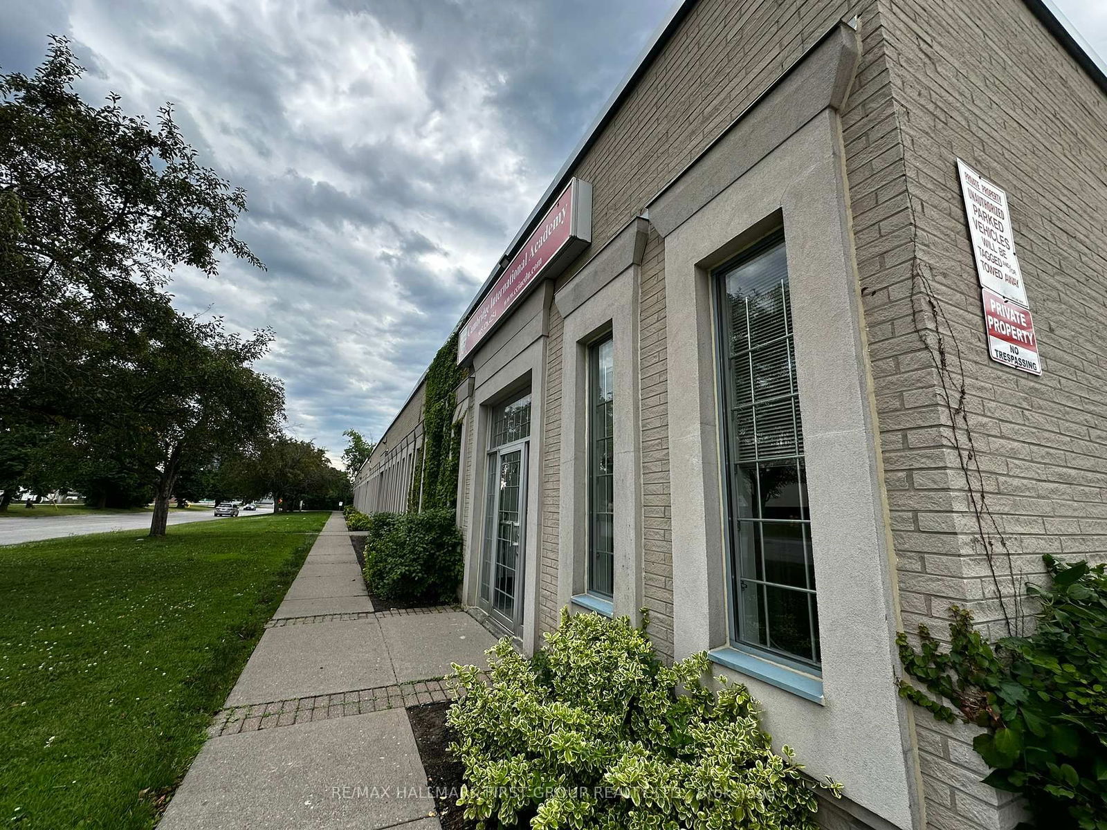 Office for lease at #1,2,3&5-126 Commercial Avenue, Ajax, South West, L1S 2H5 - MLS: E11966600