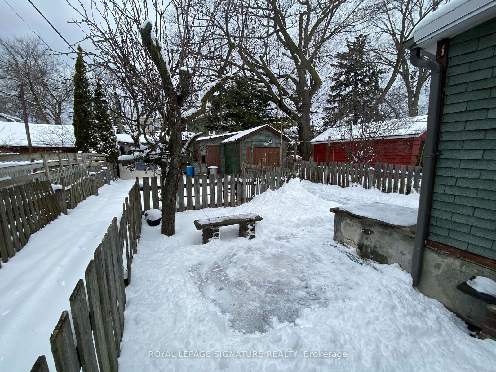 Listing Image 7