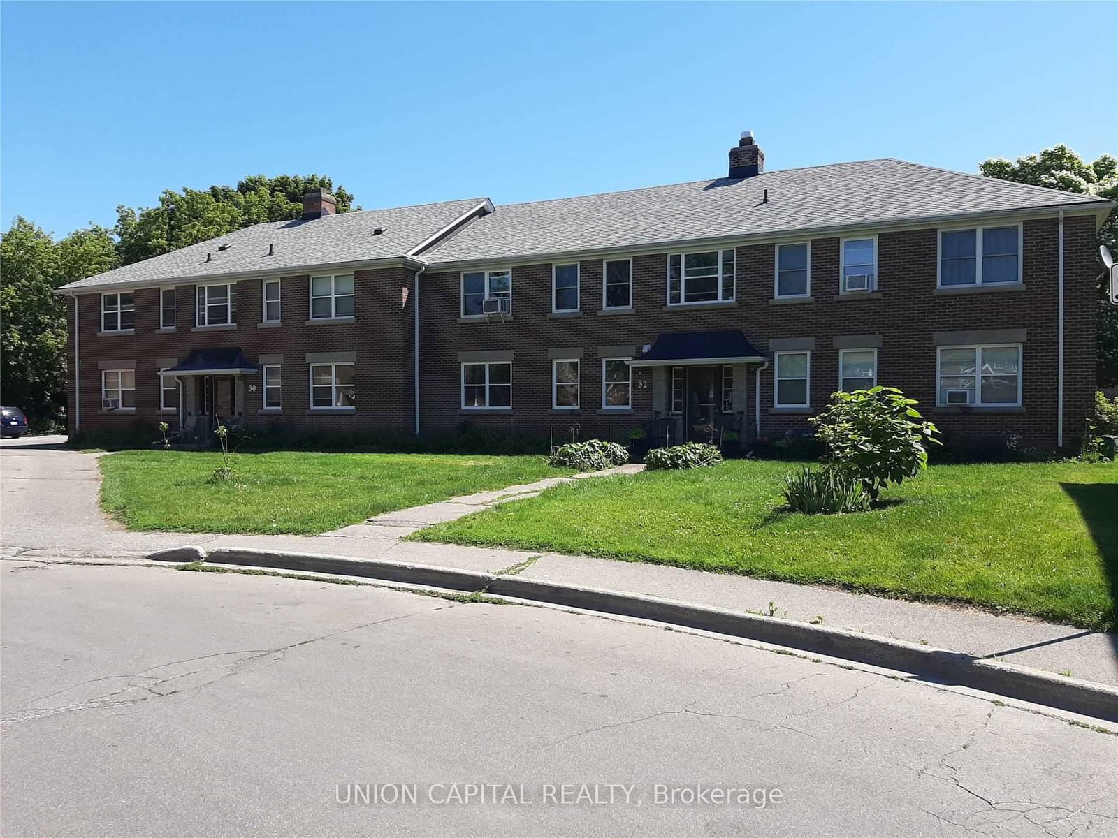 Property leased at 6-32 Lasalle Court, Oshawa, O'Neill, L1H 5Y1 - MLS: E11967337