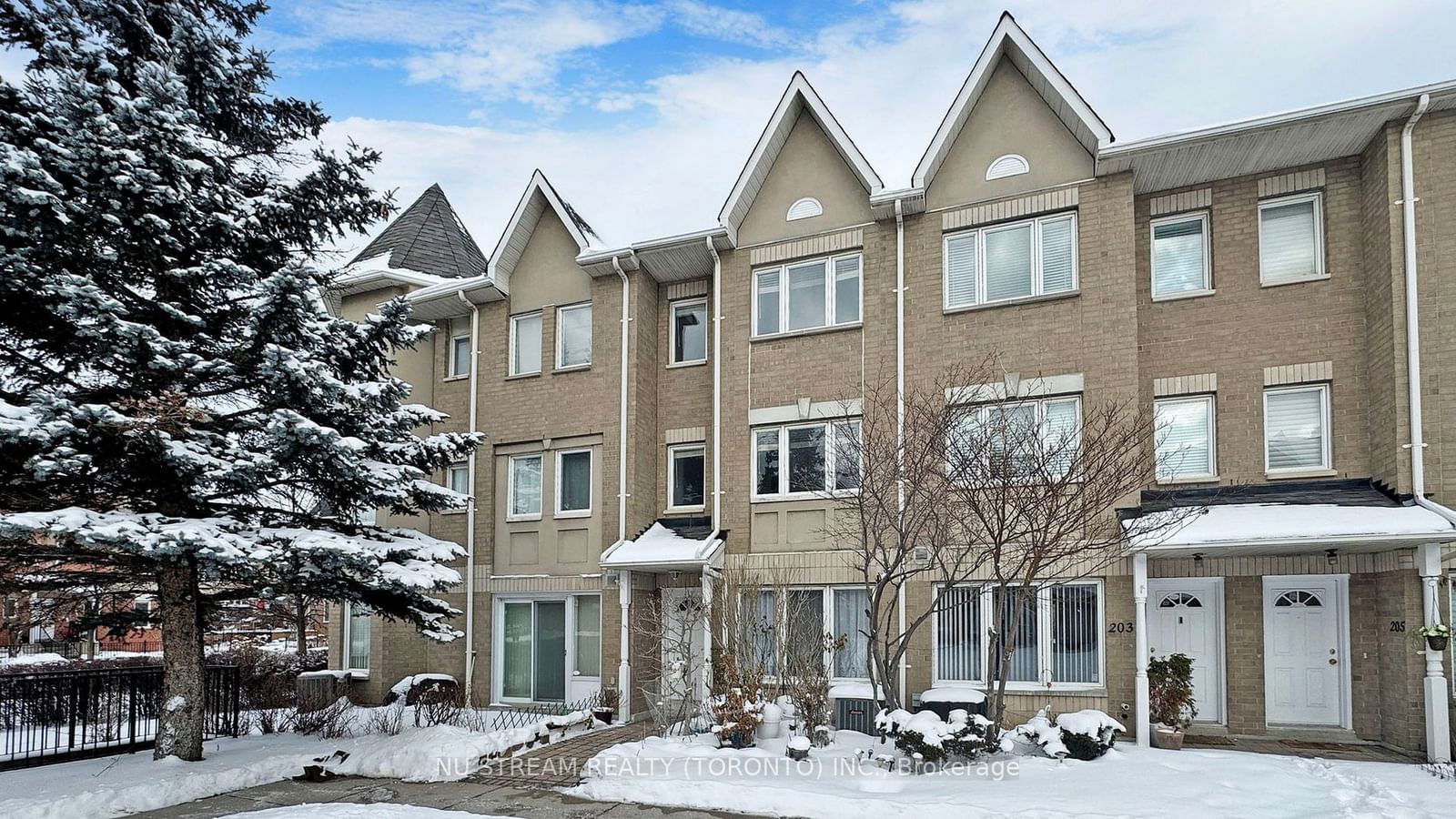 Townhouse for sale at 202-29 Rosebank Drive, Toronto, Malvern, M1B 5Y7 - MLS: E11967426