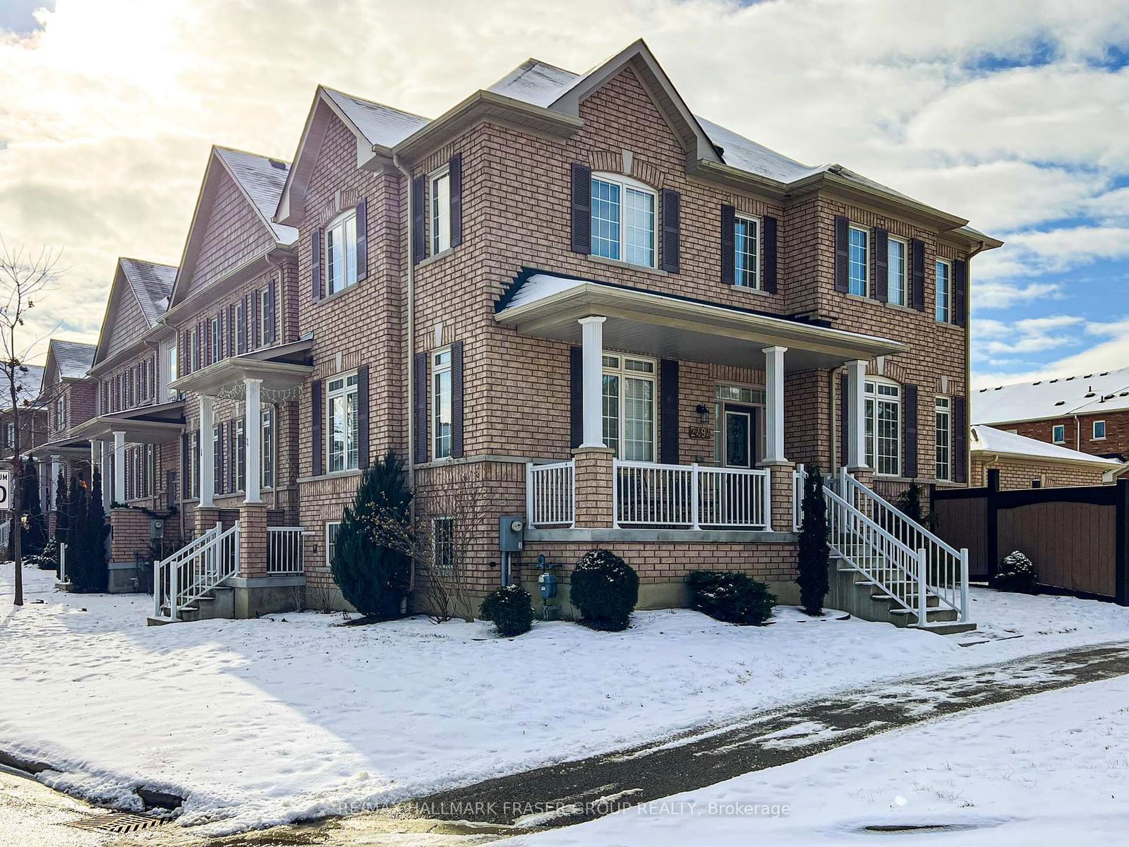 Townhouse for sale at 2494 Earl Grey Avenue, Pickering, Duffin Heights, L1X 0B9 - MLS: E11968199