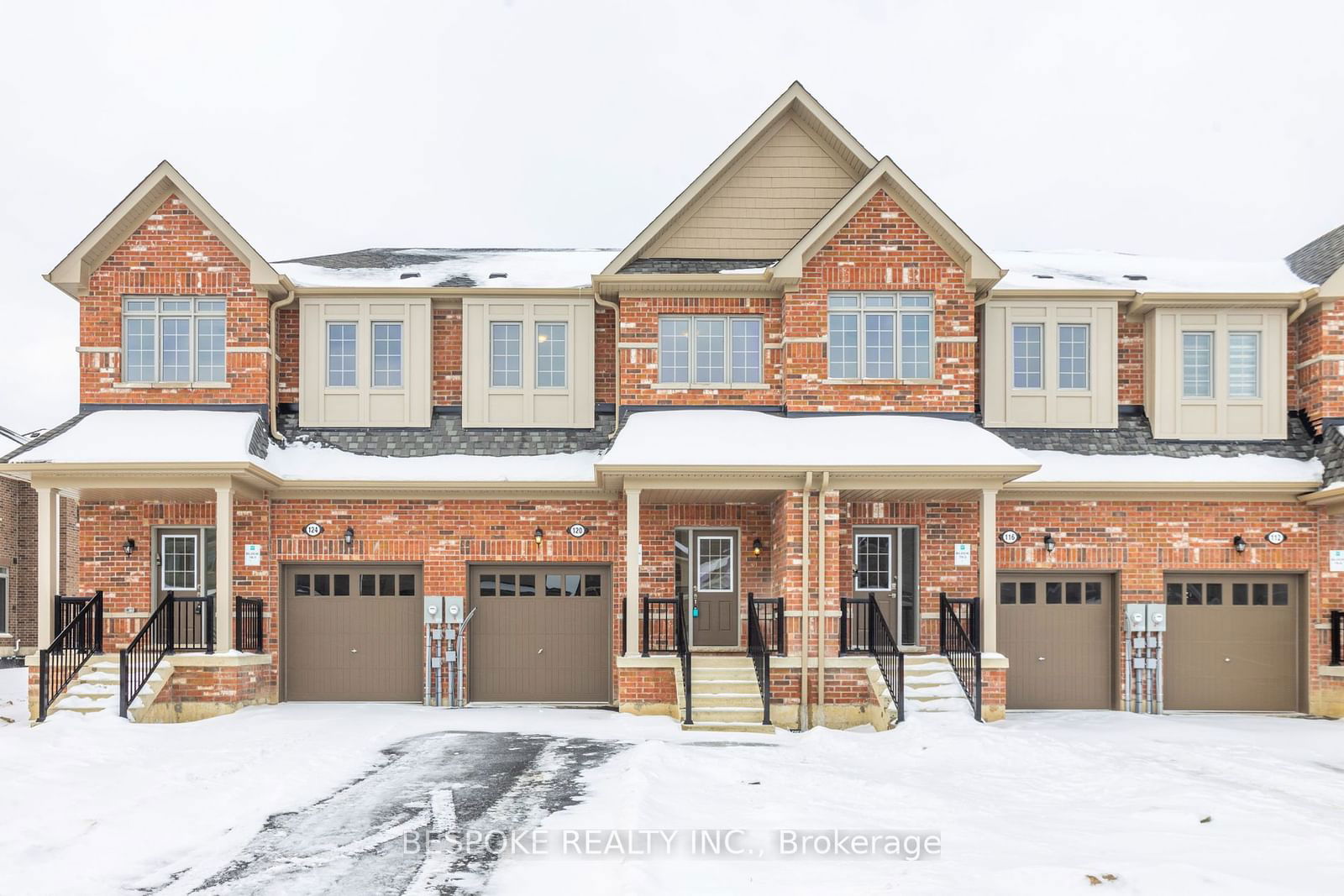 Townhouse for sale at 120 Robin Trail, Scugog, Port Perry, L9L 0E2 - MLS: E11968290