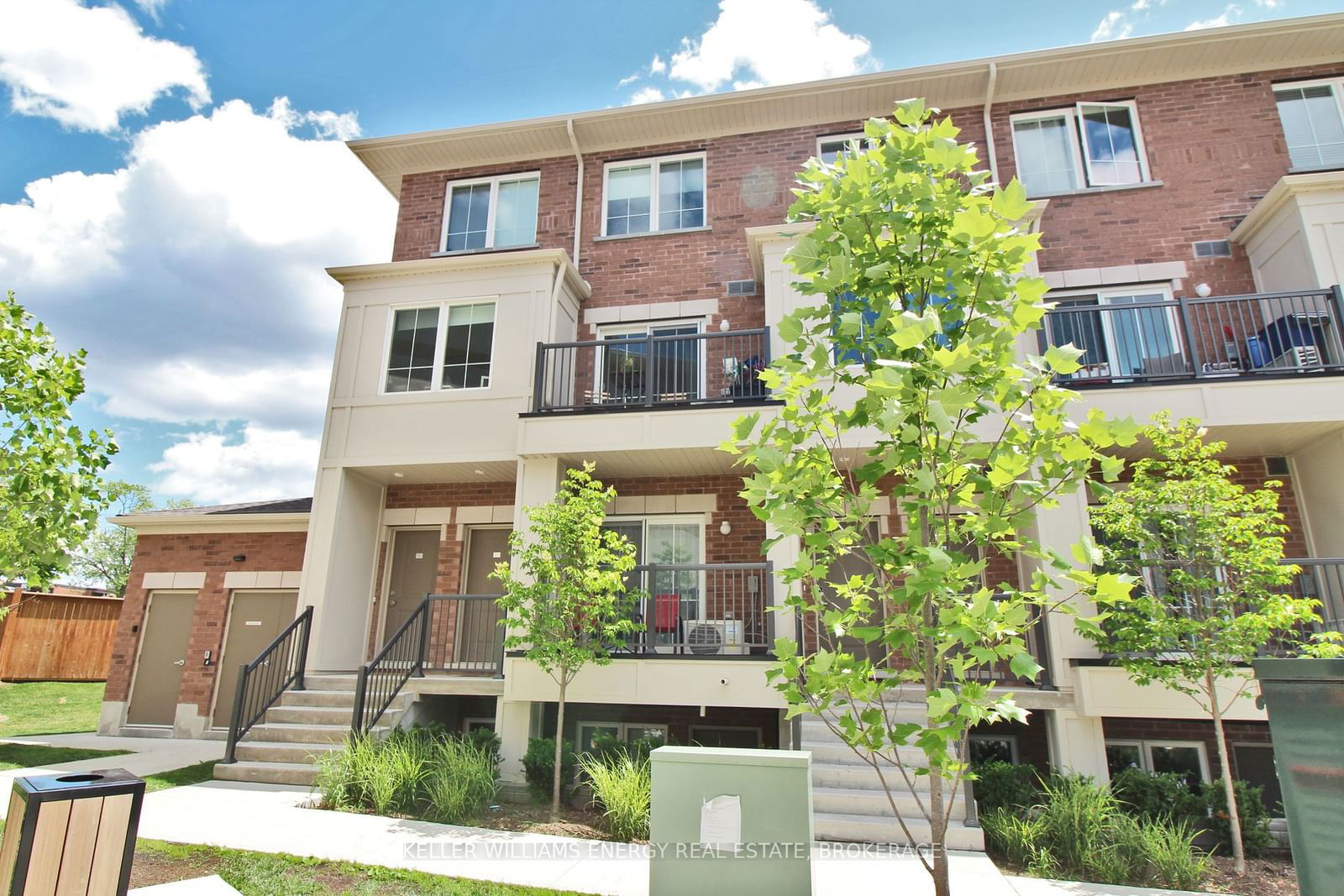 Townhouse leased at 12-485 Beresford Path, Oshawa, Central, L1H 0B2 - MLS: E11968414