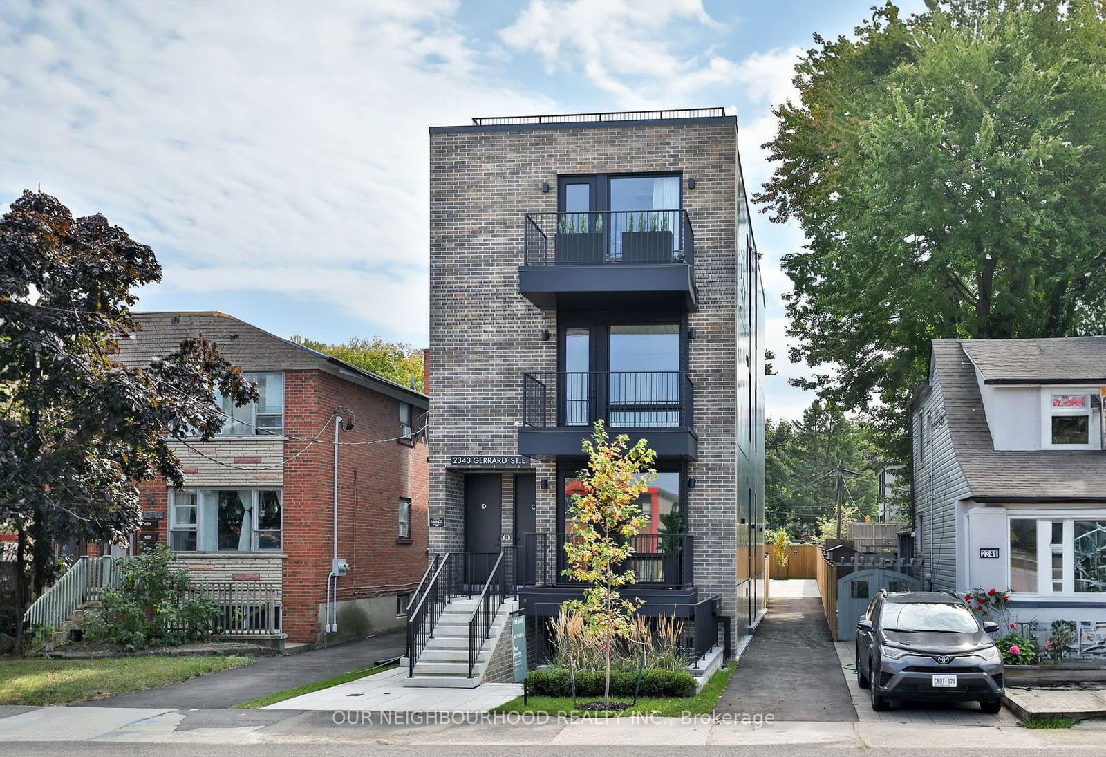 Detached House for lease at D-2343 Gerrard Street, Toronto, East End-Danforth, M4E 2E6 - MLS: E11968431