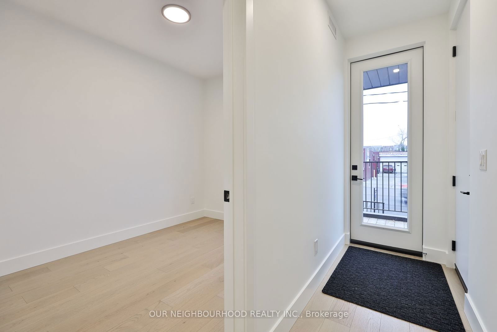 Detached House for lease at B-2343 Gerrard Street, Toronto, East End-Danforth, M4E 2E6 - MLS: E11968485