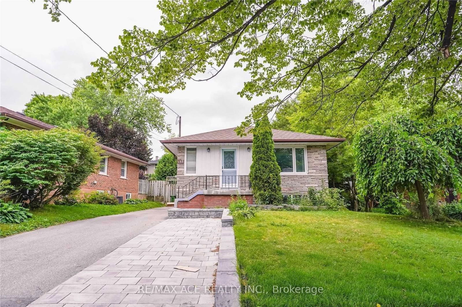 Detached House for lease at Main-132 Janray Drive, Toronto, Woburn, M1G 1Y9 - MLS: E11968544