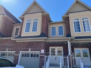 Townhouse for lease at 1153 Jim Brewster Circle, Oshawa, Eastdale, L1K 1A4 - MLS: E11969123