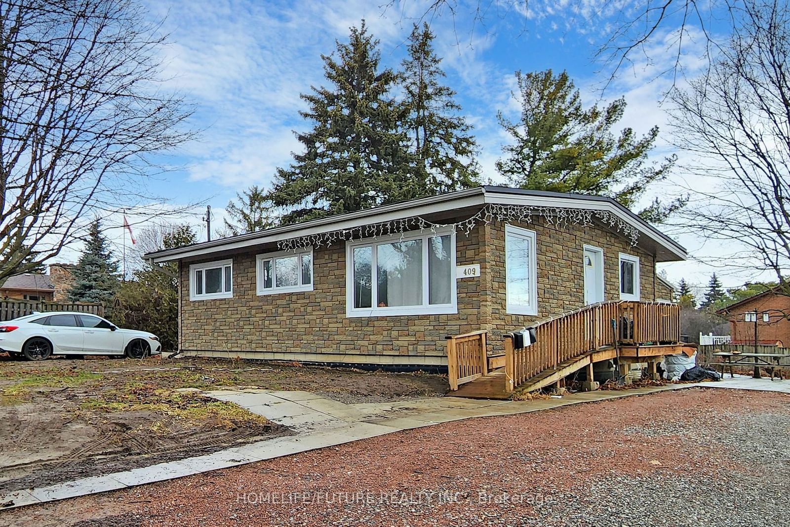 Detached House for lease at 409 Kendalwood Road, Whitby, Blue Grass Meadows, L1N 2G4 - MLS: E11969347