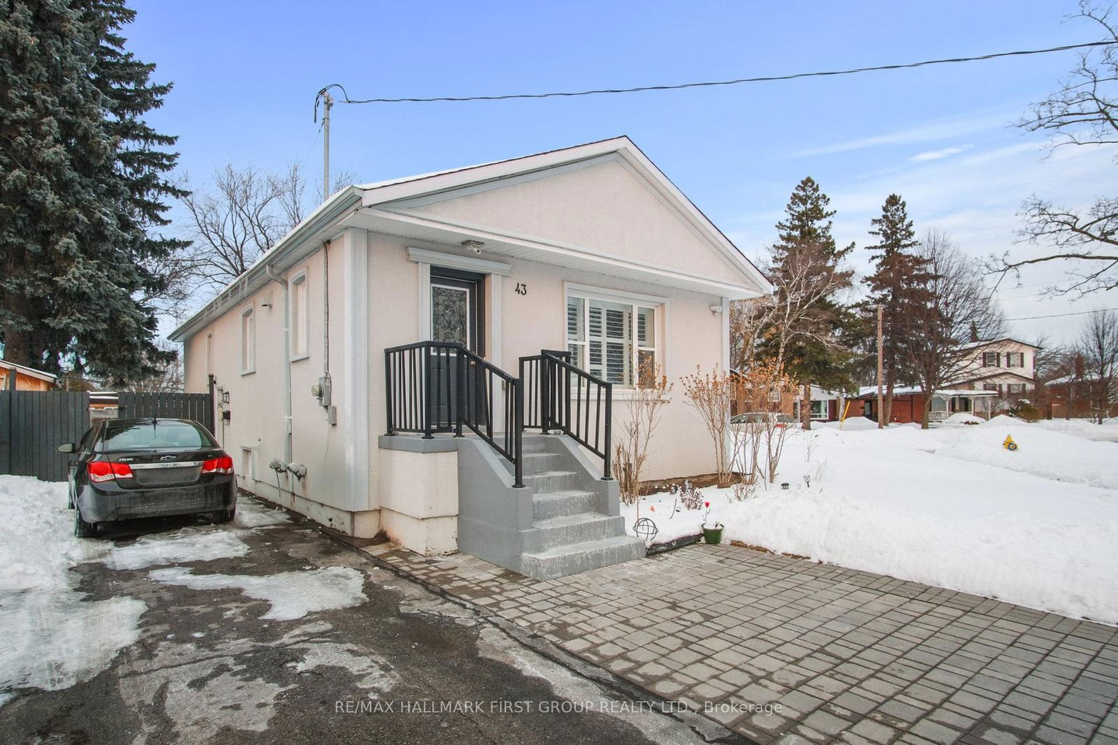 Detached House sold at 43 Benlight Crescent, Toronto, Woburn, M1H 1P4 - MLS: E11969366