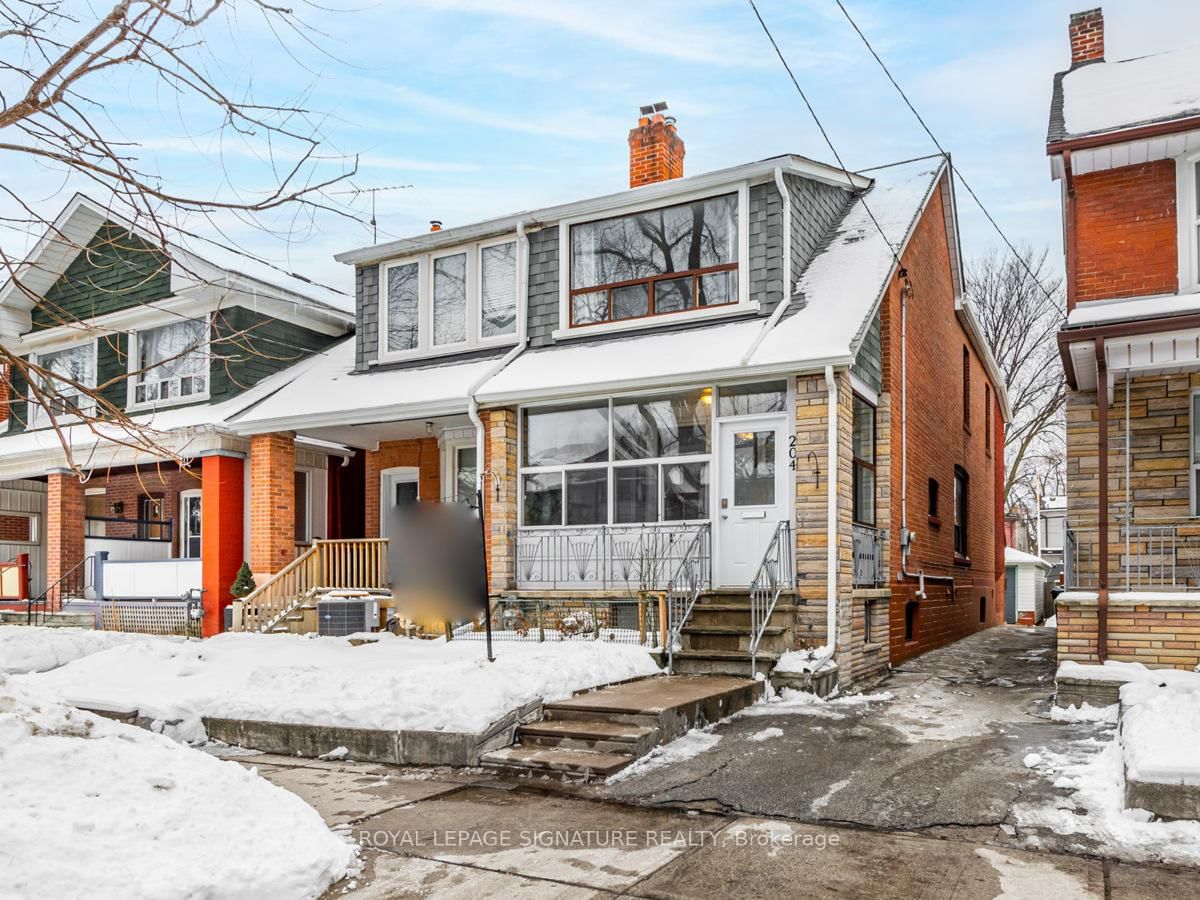 Semi-Detached House sold at 204 Gillard Avenue, Toronto, Greenwood-Coxwell, M4J 4N8 - MLS: E11969466