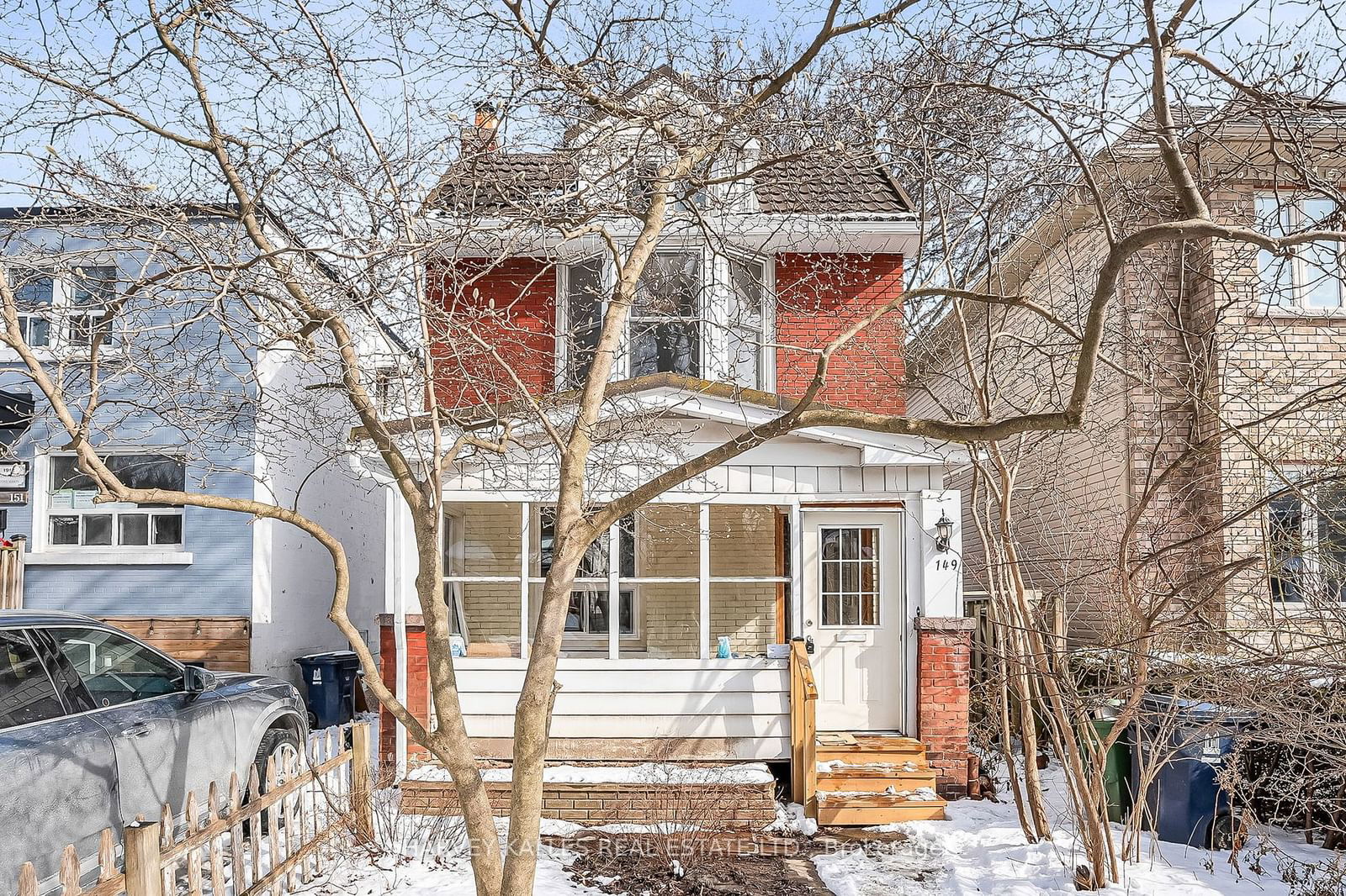 Detached House sold at 149 Rhodes Avenue, Toronto, Greenwood-Coxwell, M4L 3A2 - MLS: E11969738