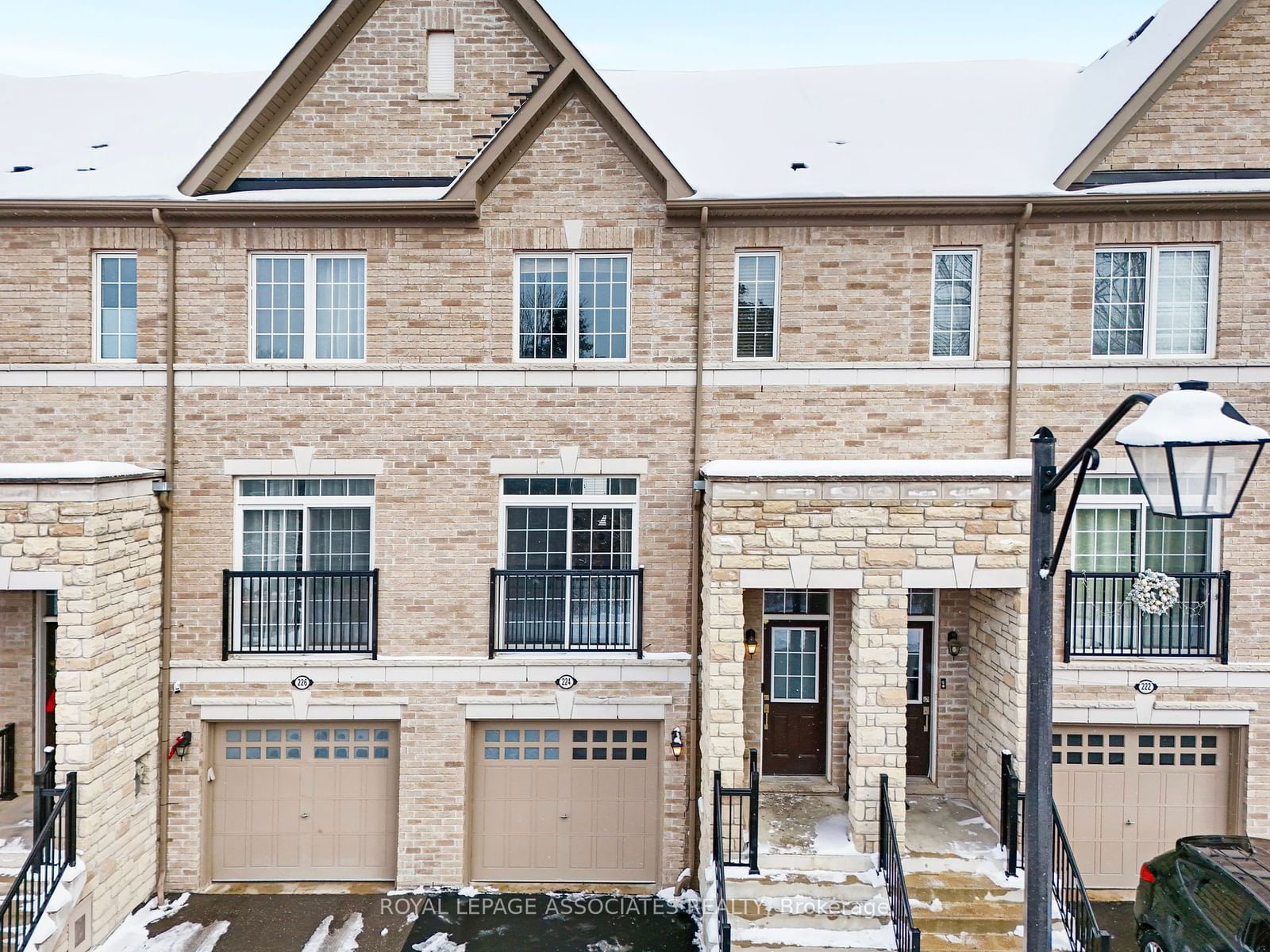 Townhouse for sale at 224 London Lane, Ajax, Northwest Ajax, L1T 0N5 - MLS: E11969764