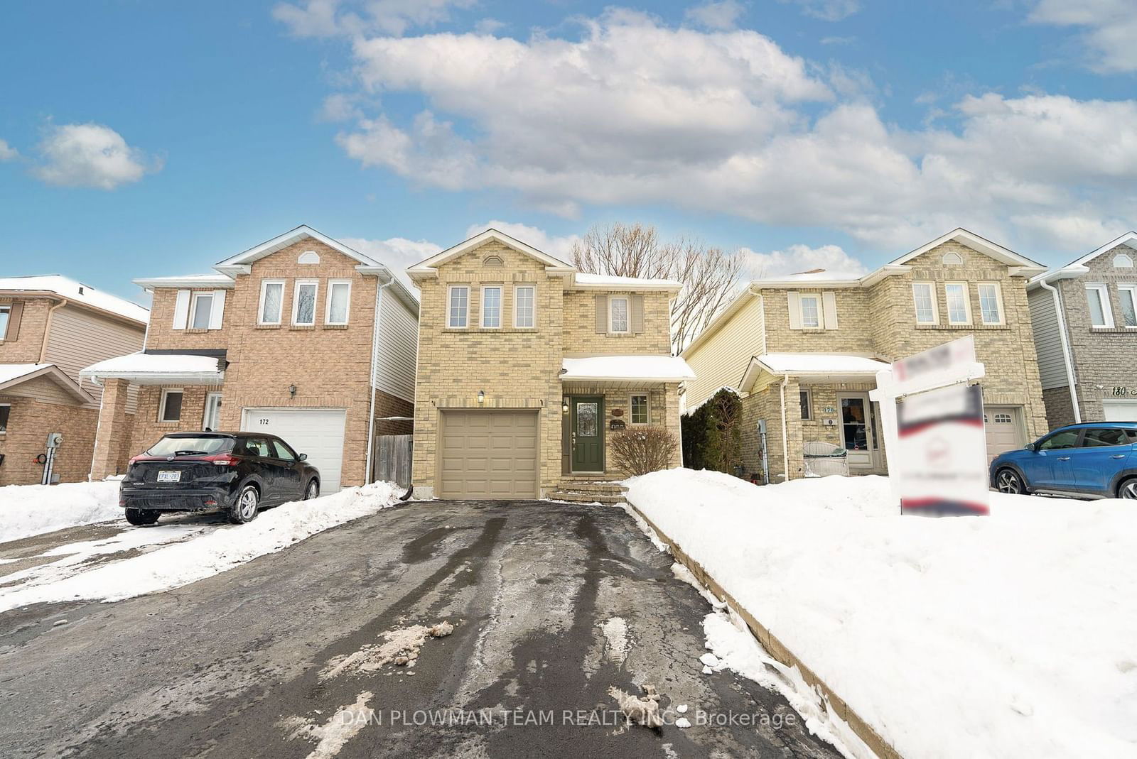 Detached House sold at 174 Adele Crescent, Oshawa, McLaughlin, L1J 7X5 - MLS: E11970011