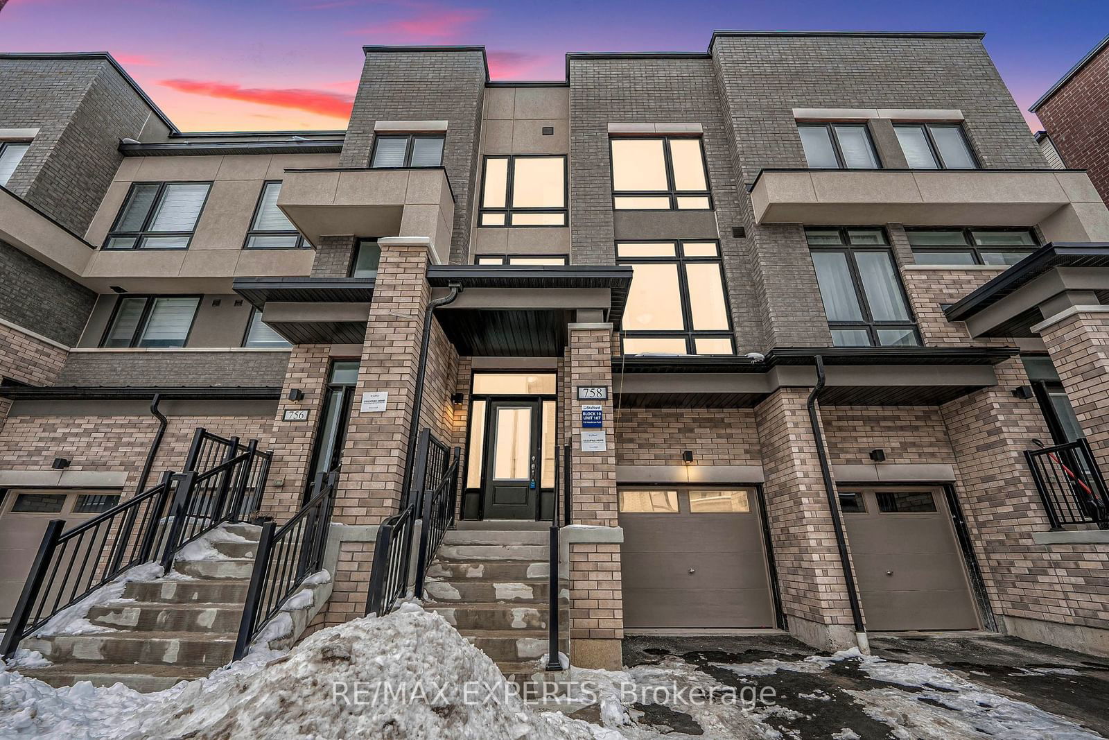 Townhouse for sale at 758 Heathrow Path, Oshawa, Samac, L1K 3G4 - MLS: E11970159