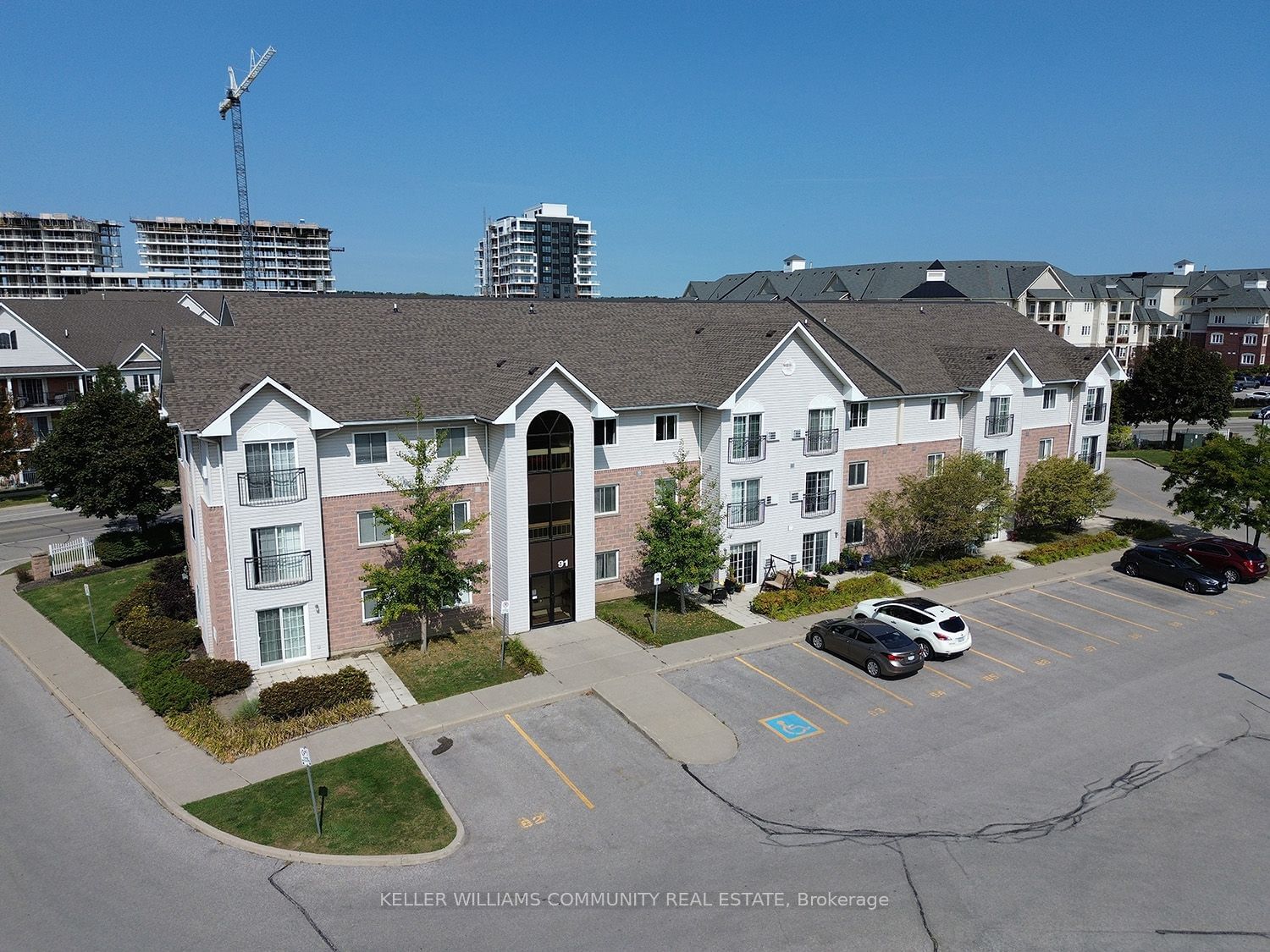 Condo for sale at 301-91 Aspen Springs Drive, Clarington, Bowmanville, L1C 5J9 - MLS: E11970242