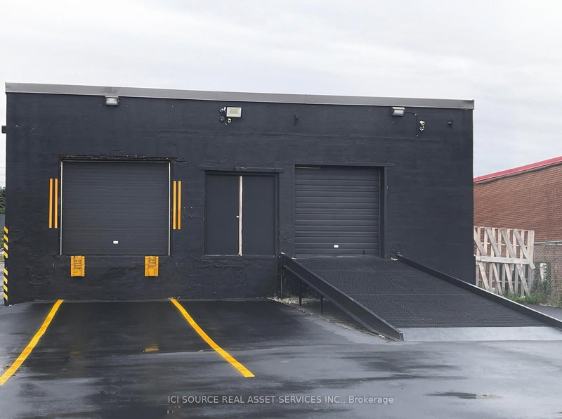 1153 Kennedy Rd, Toronto, M1P 2K8 | Image 2