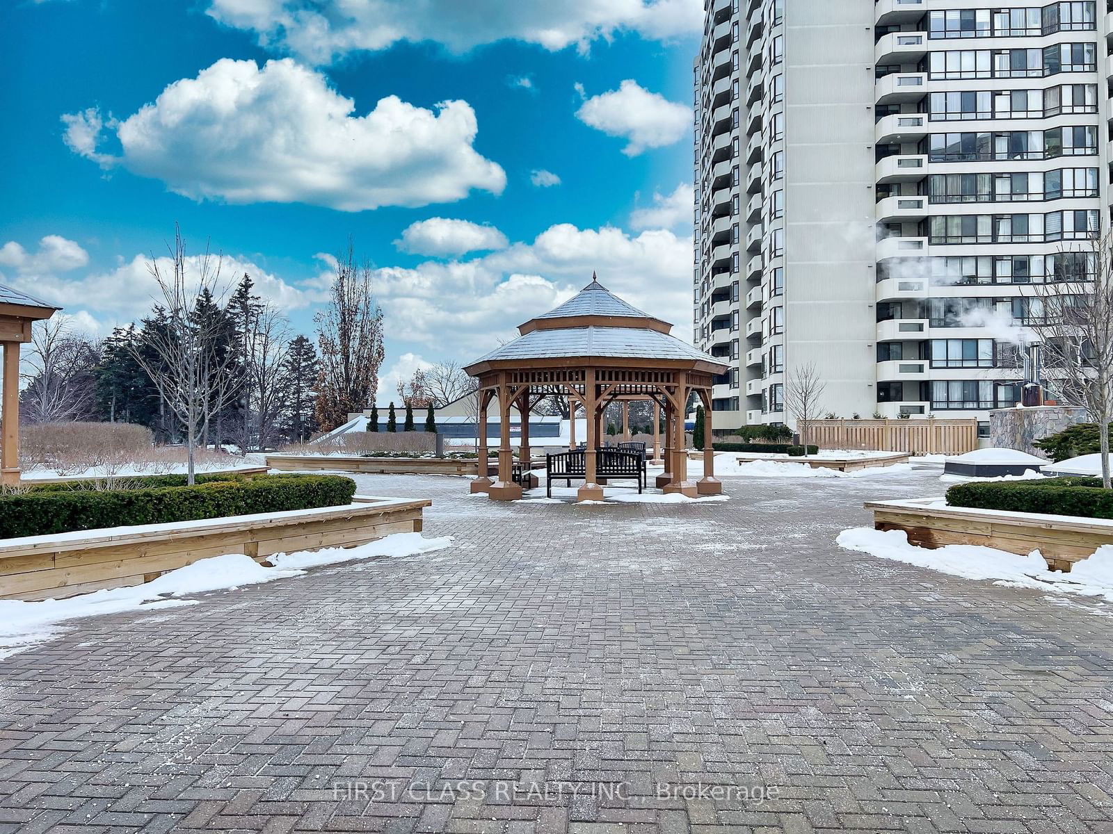 Condo for sale at 1404-275 Bamburgh Circle, Toronto, Steeles, M1W 3X4 - MLS: E11970345