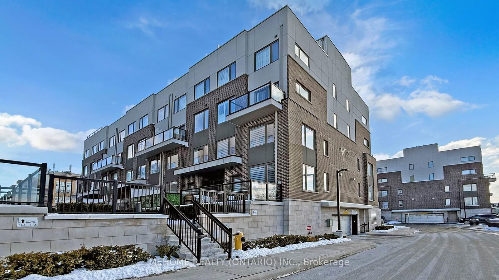 Townhouse for sale at 203-1460 Whites Road, Pickering, Dunbarton, L1V 0E8 - MLS: E11970780