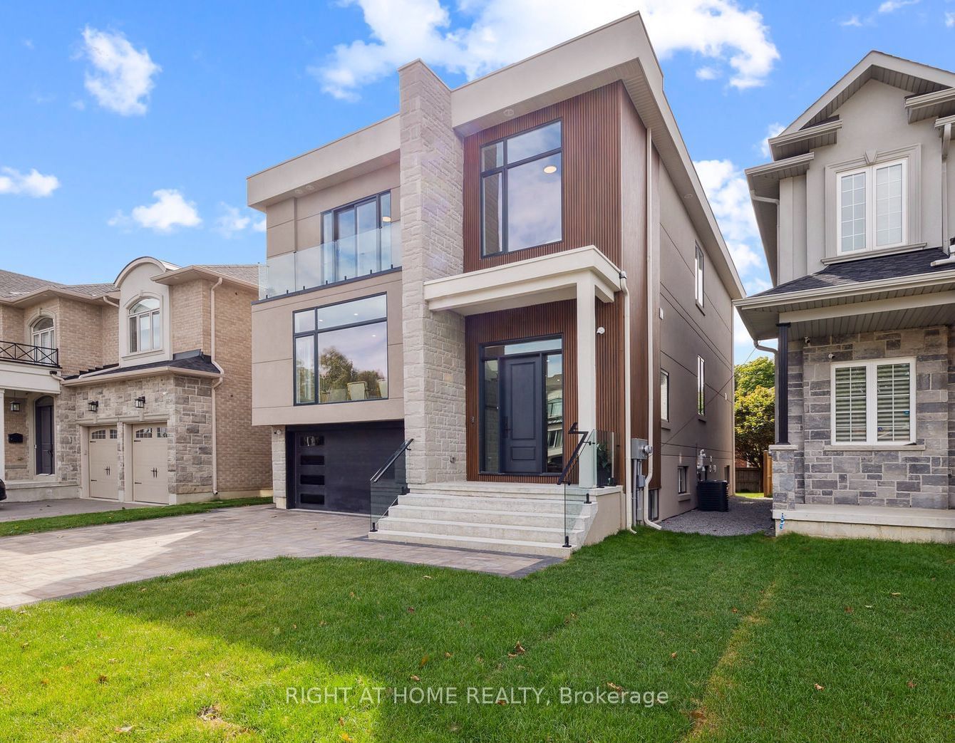 Building at 1946 Rosebank Road, Pickering, Amberlea