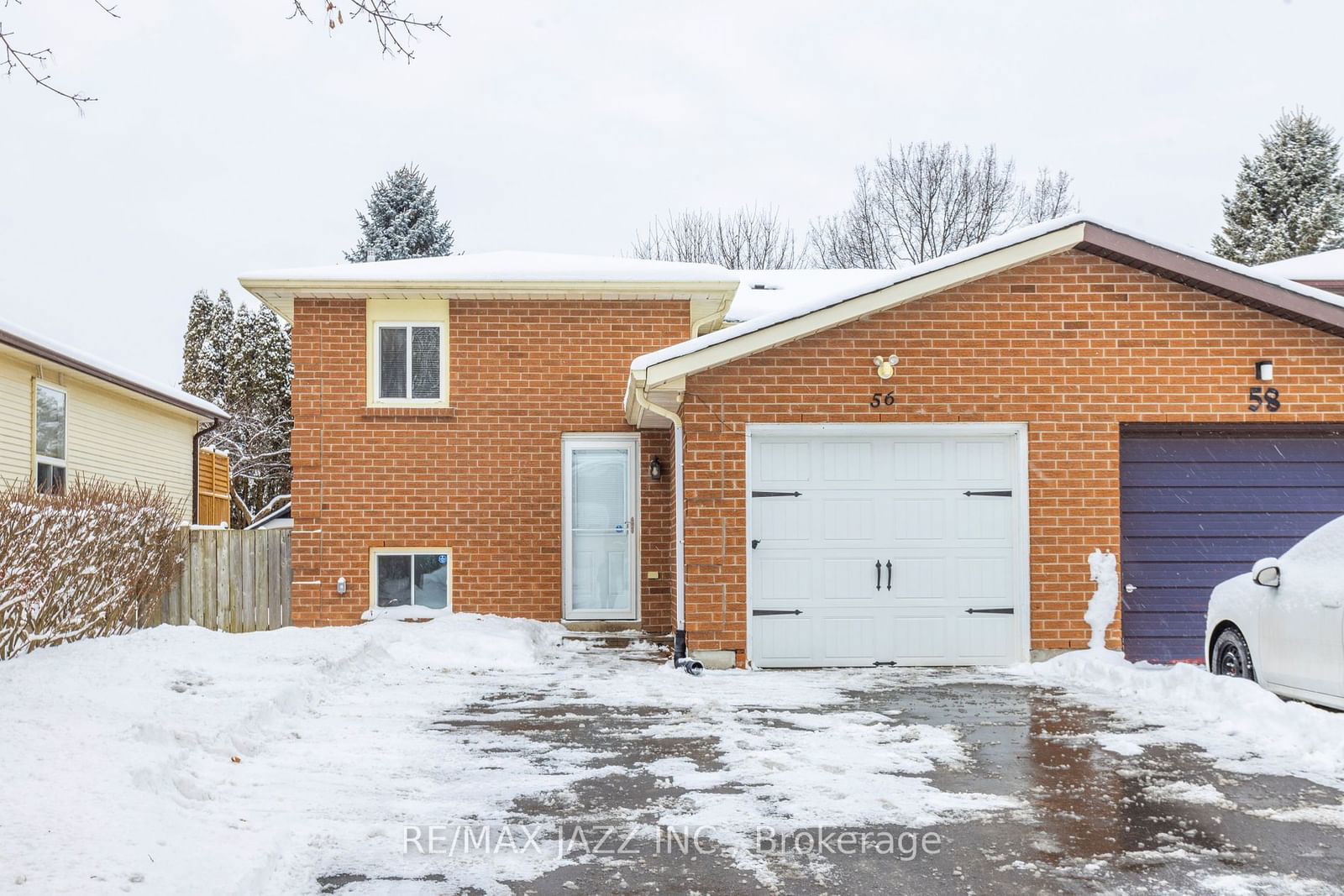 Semi-Detached House for sale at 56 Hartsfield Drive, Clarington, Courtice, L1E 1L8 - MLS: E11970924