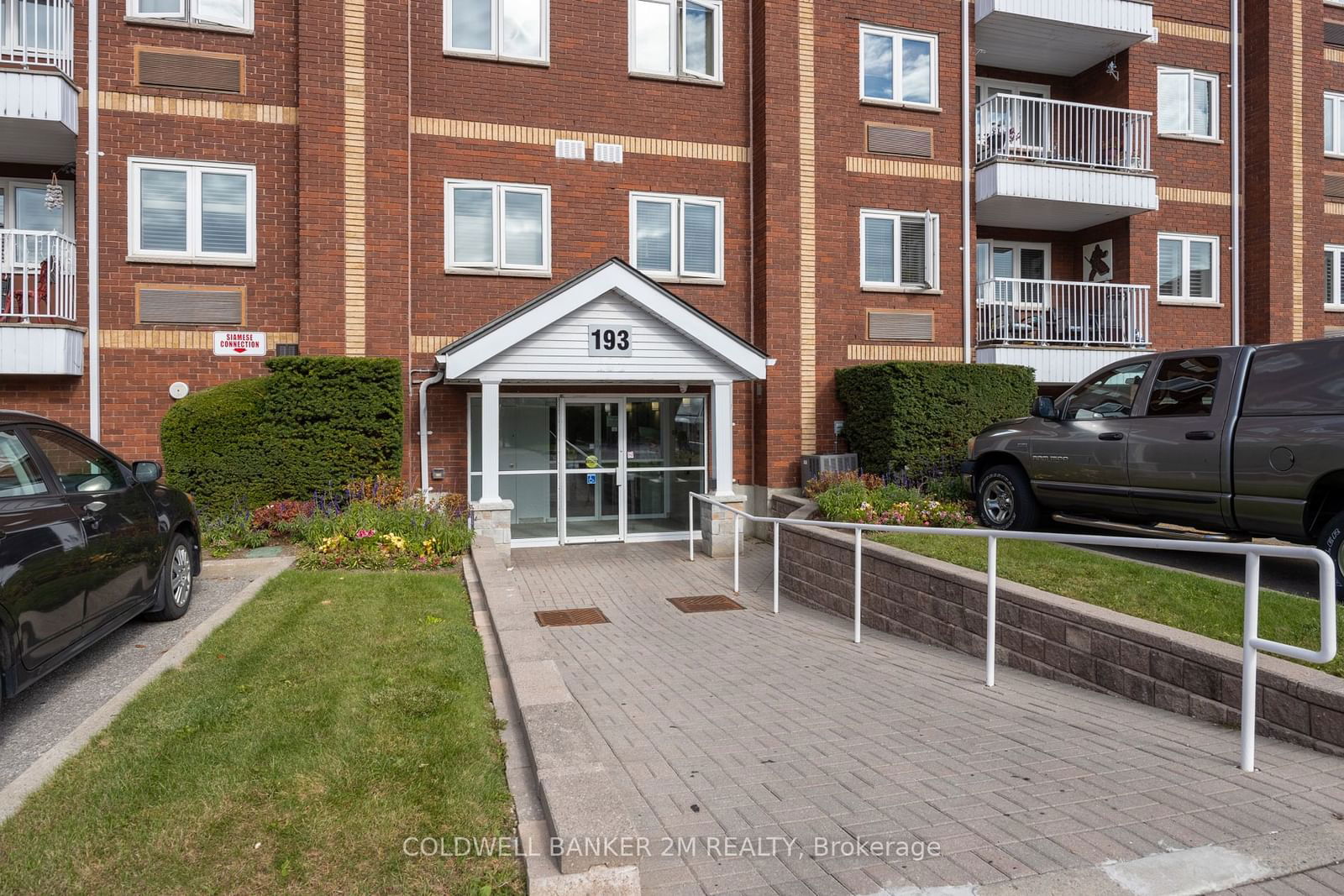 Condo for sale at 320-193 Lake Driveway, Ajax, South West, L1S 7H8 - MLS: E11971015