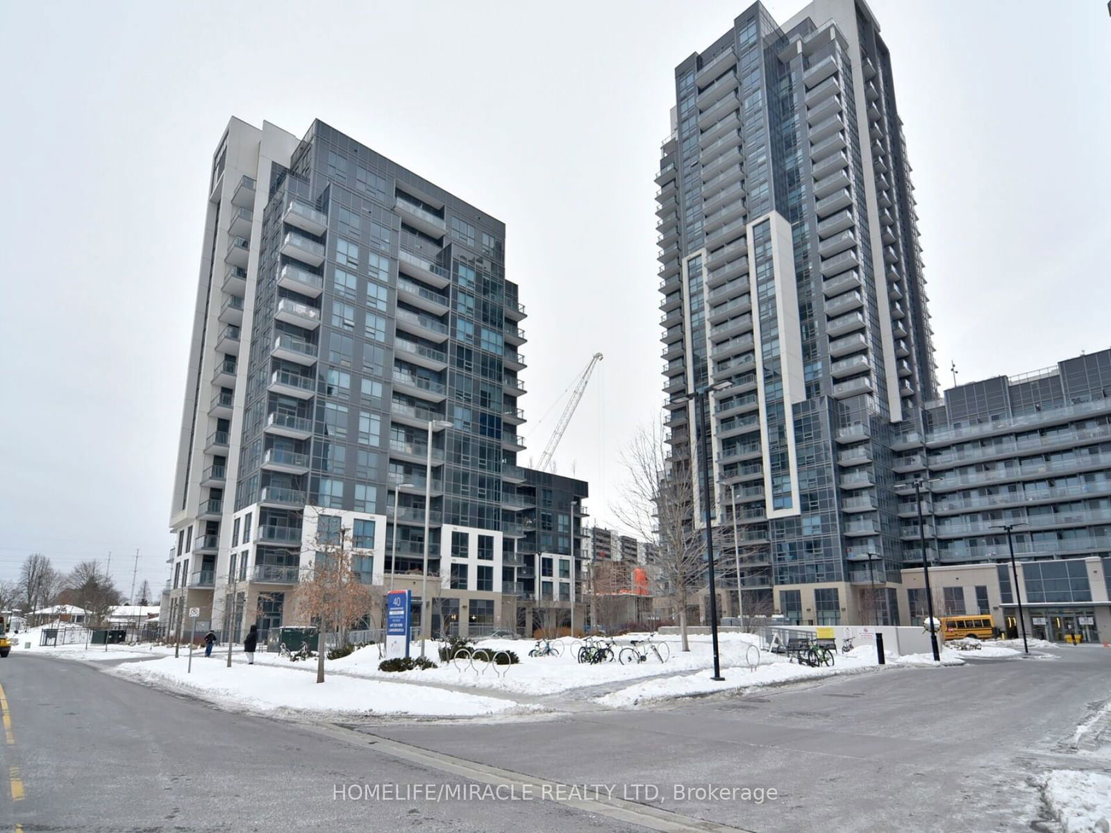 Condo for sale at 801-10 Meadowglean Place, Toronto, Woburn, M1G 0A8 - MLS: E11971064