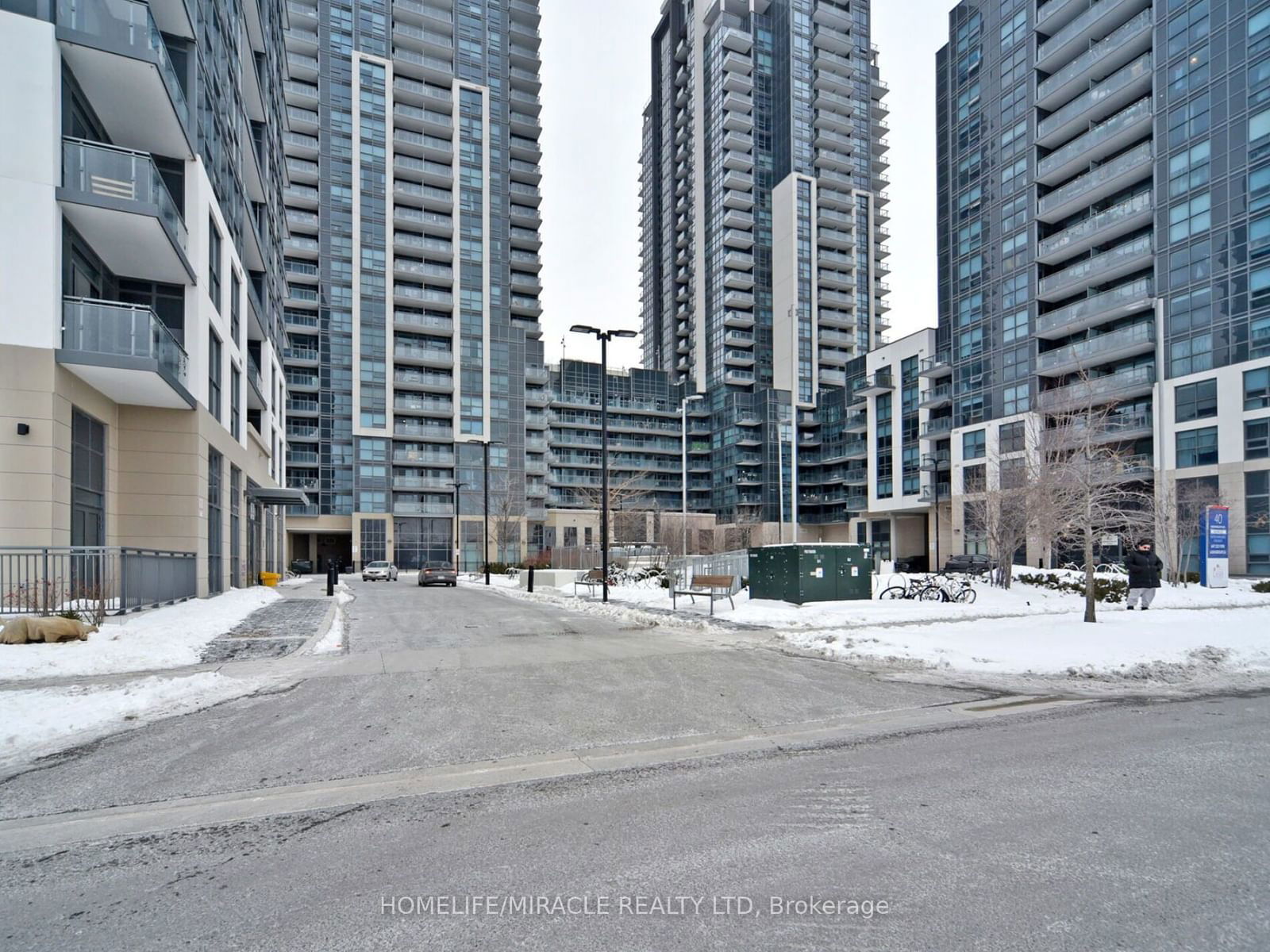 Condo for sale at 801-10 Meadowglean Place, Toronto, Woburn, M1G 0A8 - MLS: E11971064