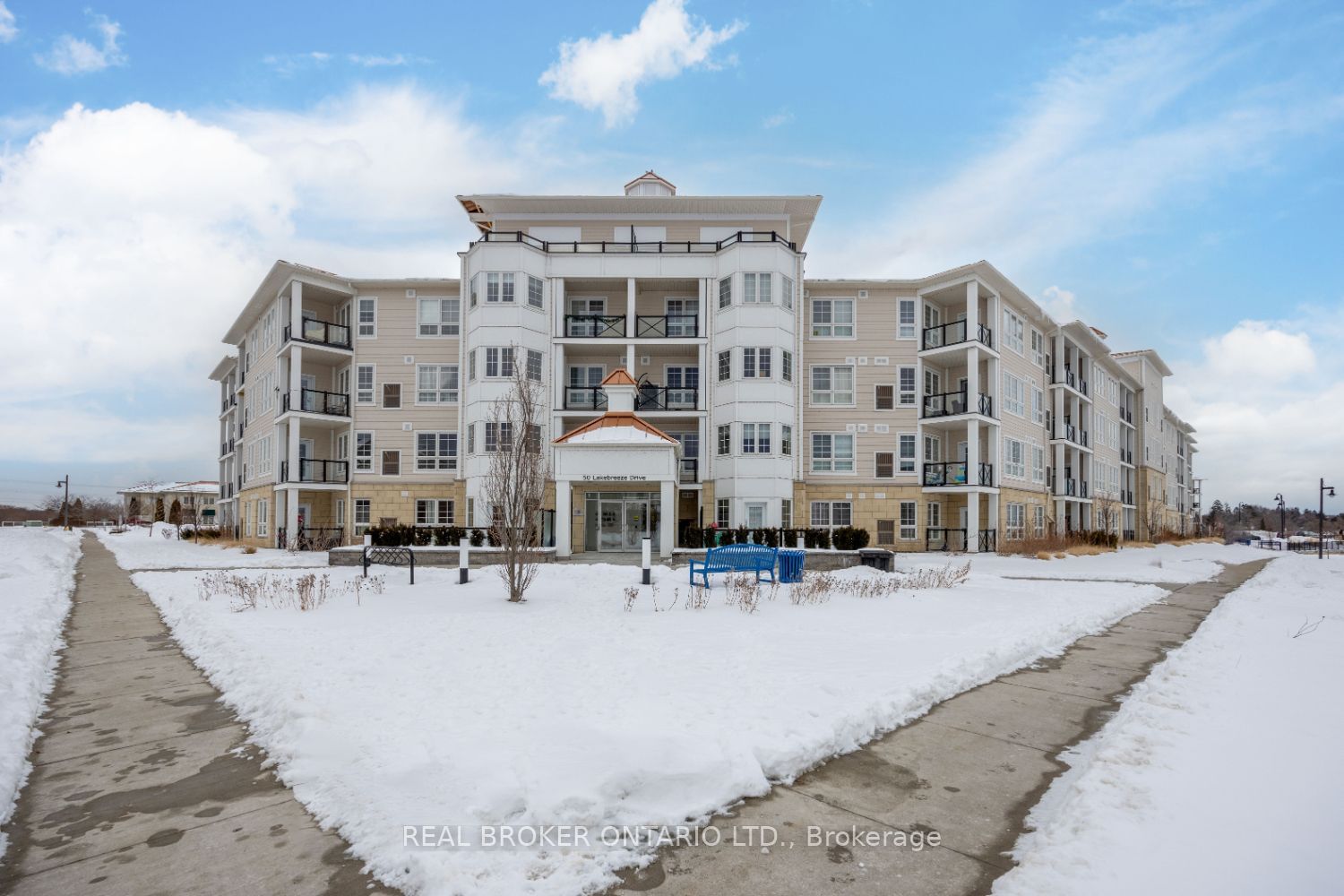 Condo for sale at 427-50 Lakebreeze Drive, Clarington, Newcastle, L1B 0V9 - MLS: E11971314