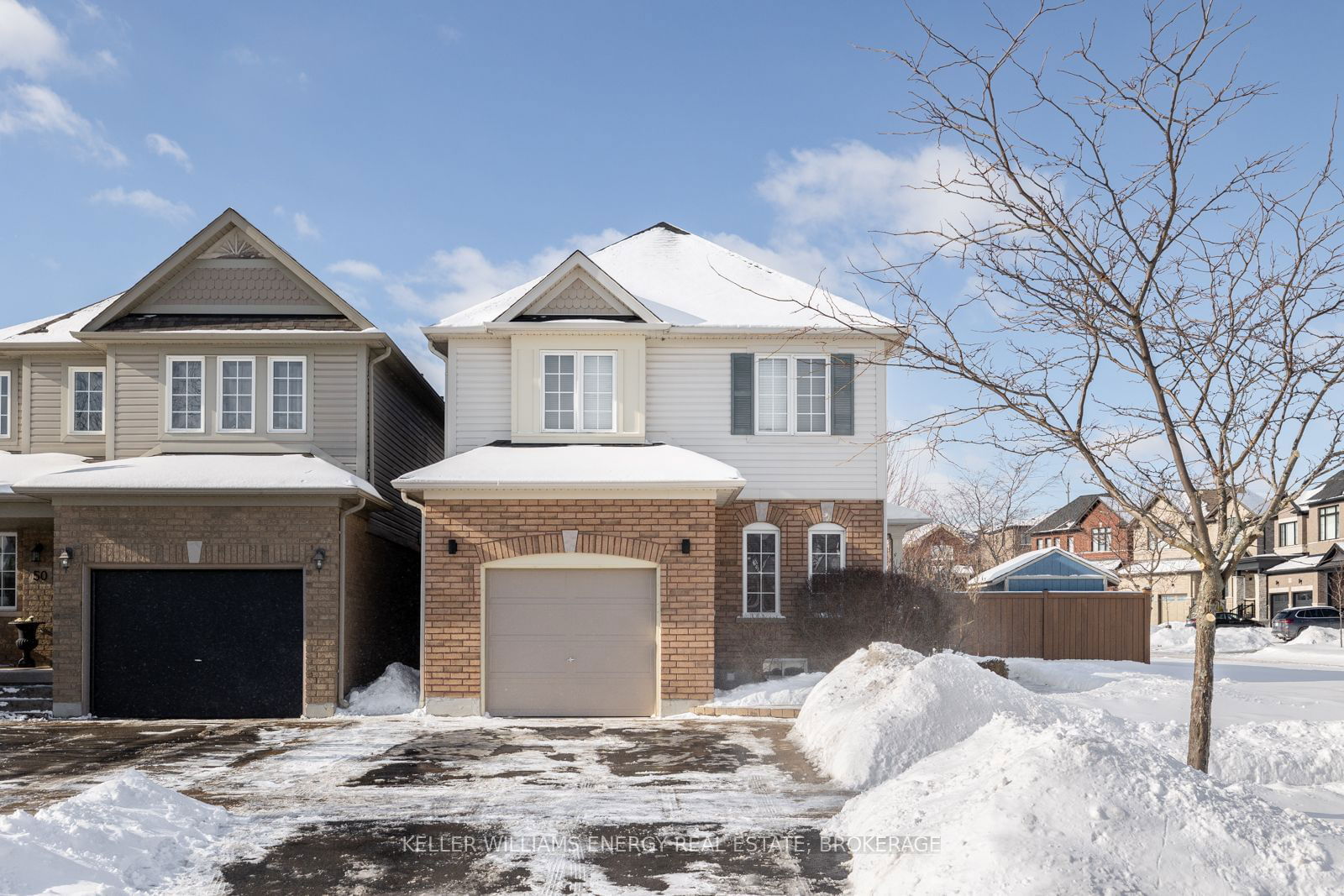 Detached House for sale at 150 Courvier Crescent, Clarington, Bowmanville, L1C 0E6 - MLS: E11971335