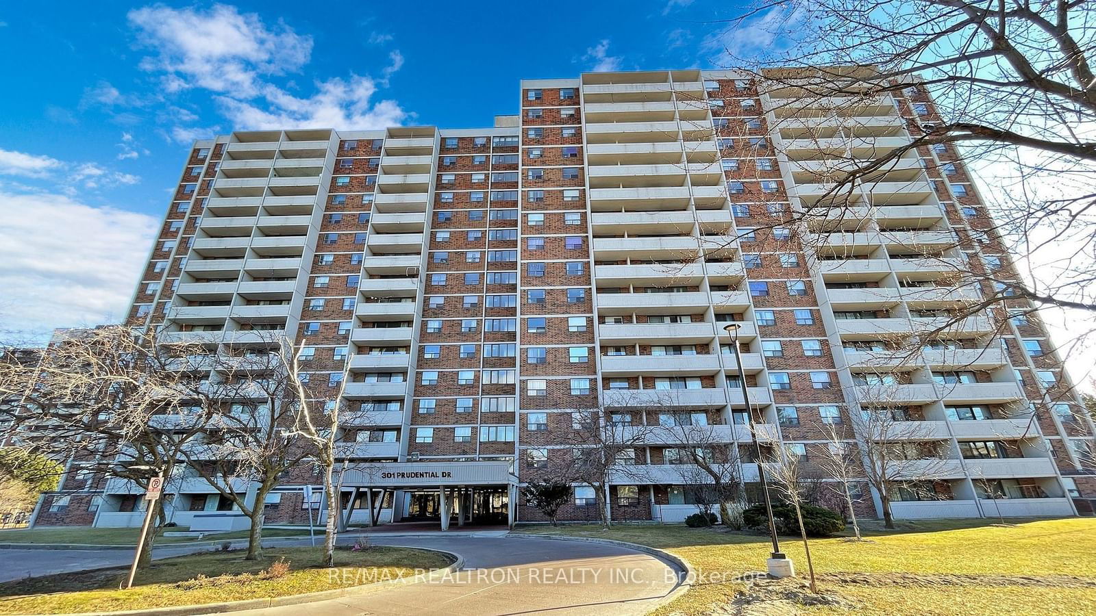 Condo for sale at 1701-301 Prudential Drive, Toronto, Dorset Park, M1P 4V3 - MLS: E11971526